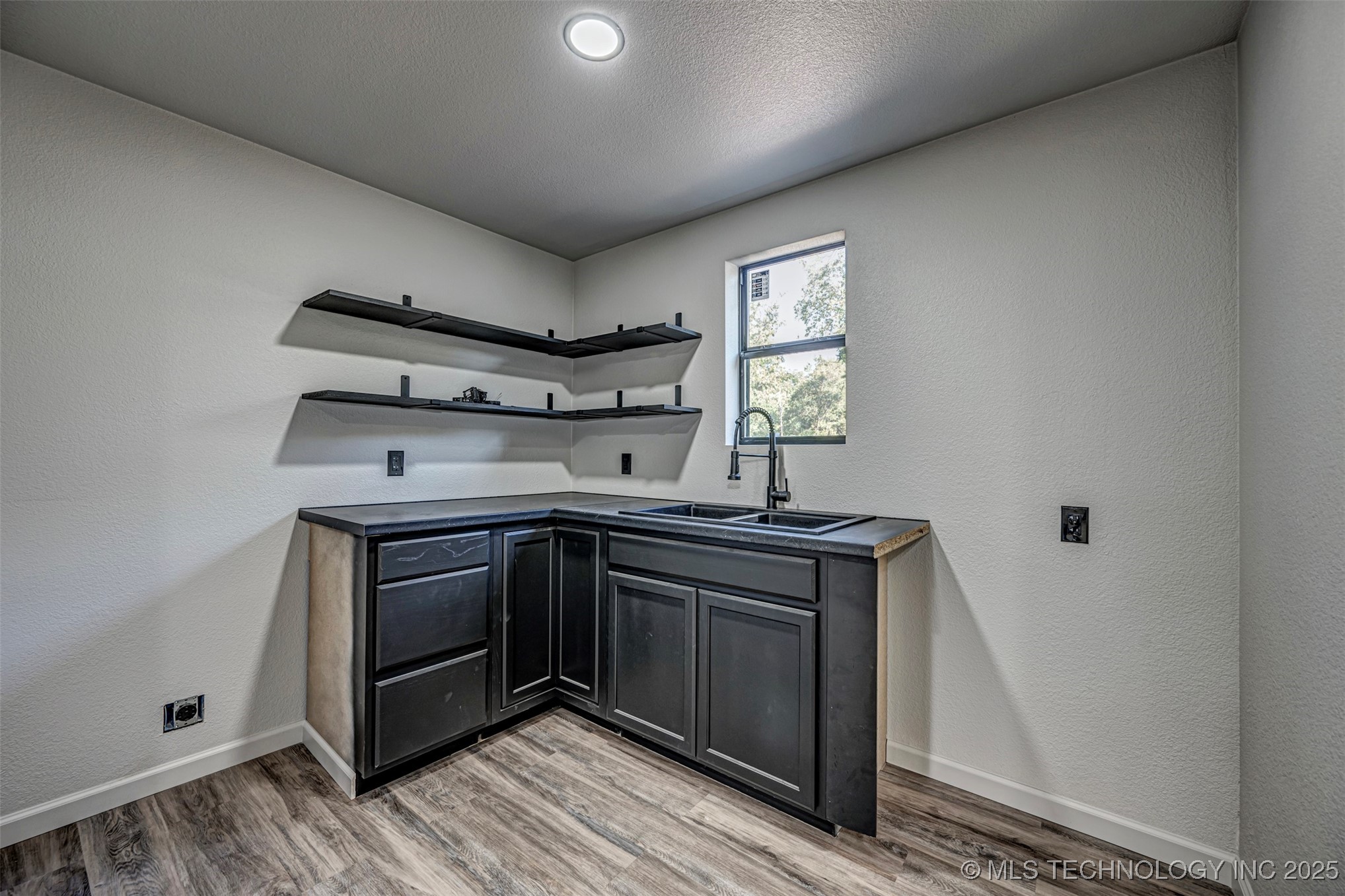 731 8th Avenue Nw Property Photo 5