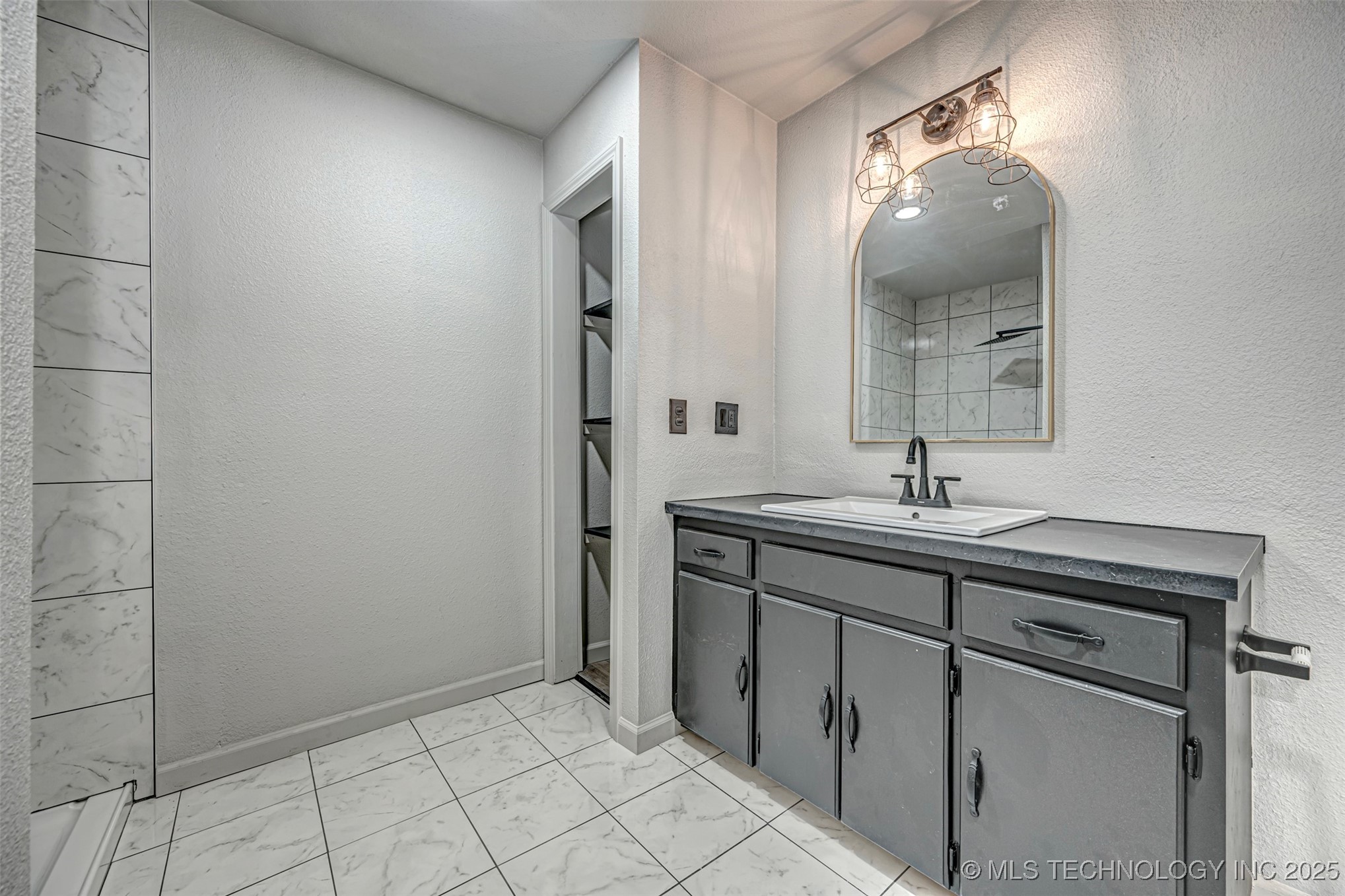 731 8th Avenue Nw Property Photo 7