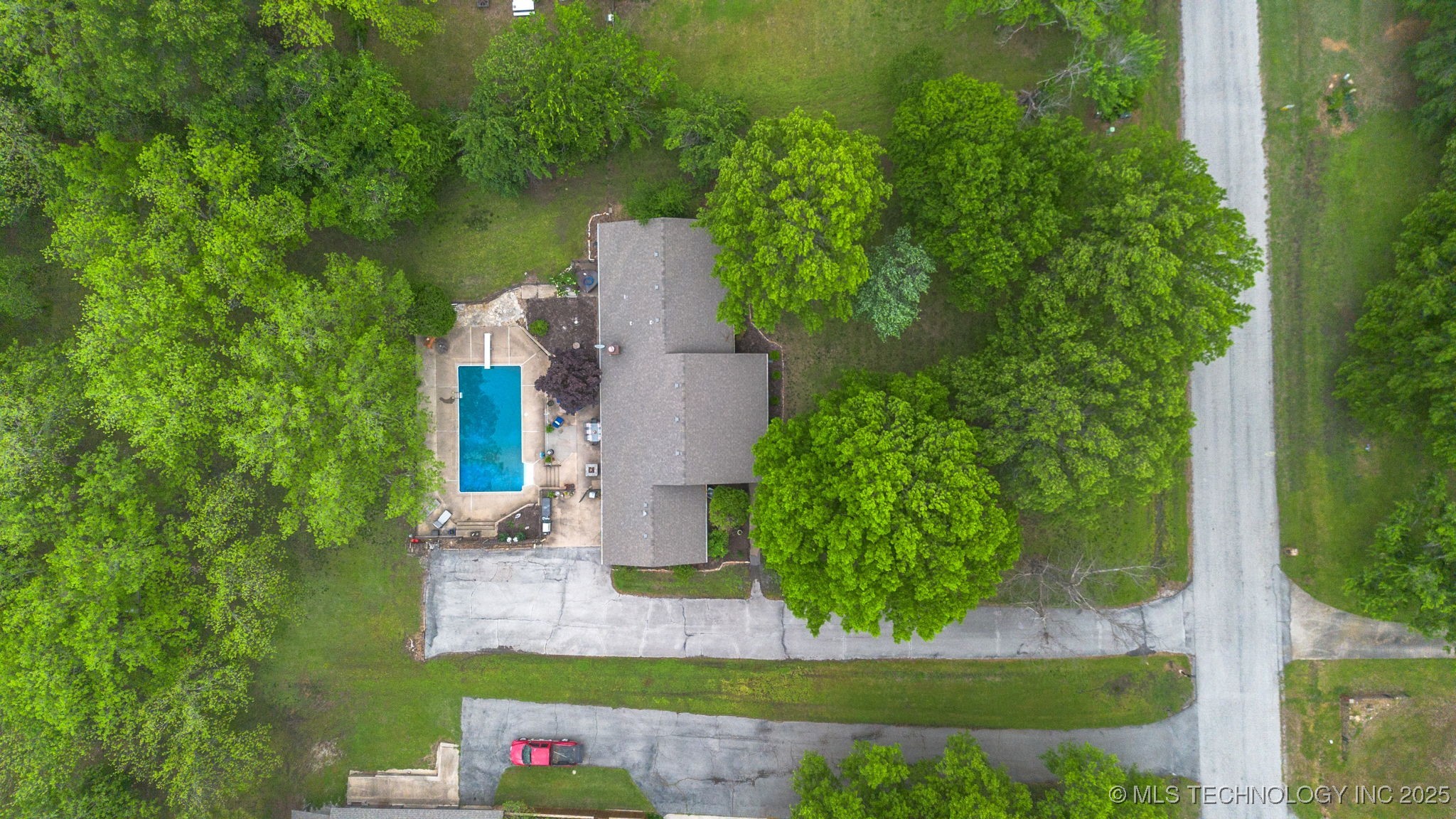 1908 College Park Road Property Photo 4