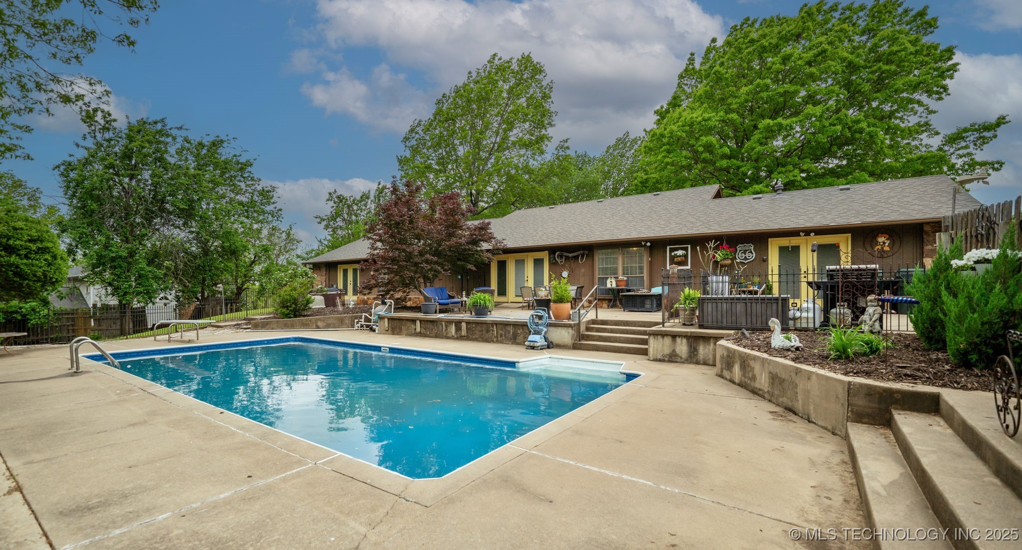 1908 College Park Road Property Photo 35