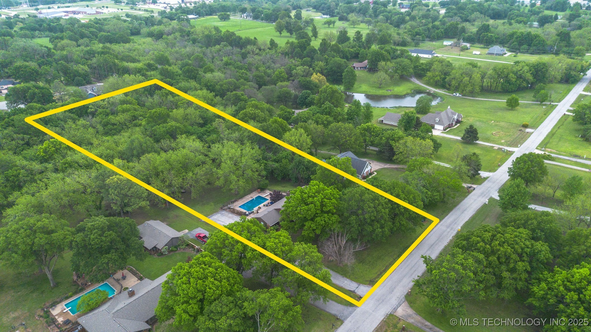 1908 College Park Road Property Photo 38