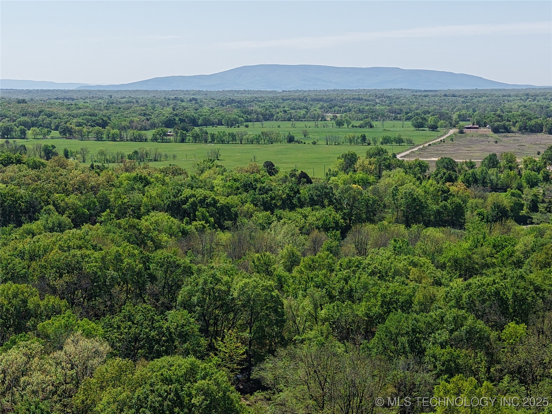 280th Road Property Photo 8