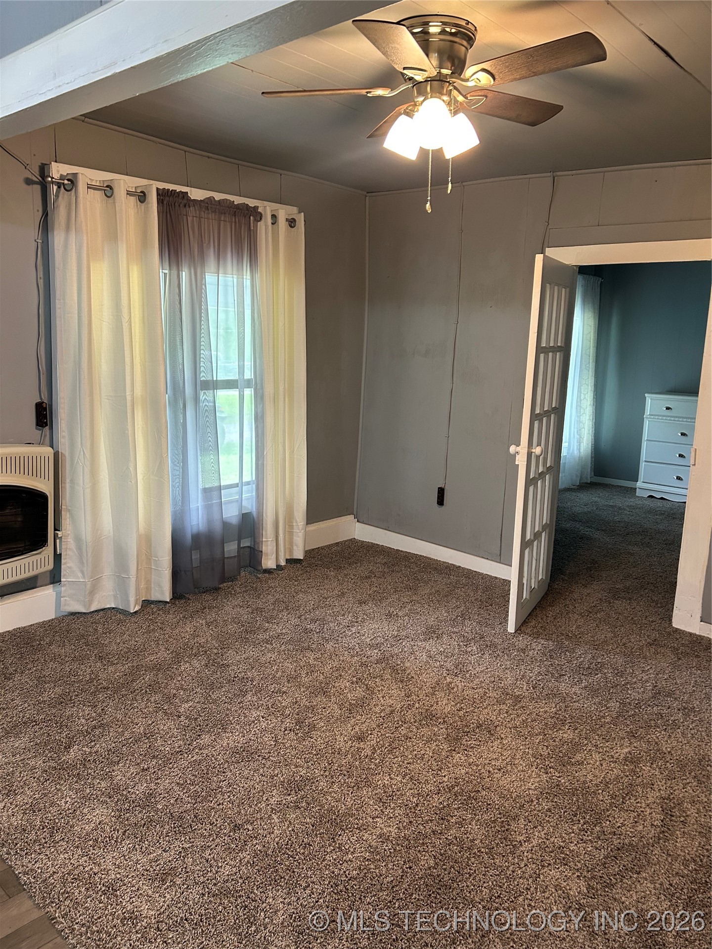 408 S Clark Street Property Photo 11