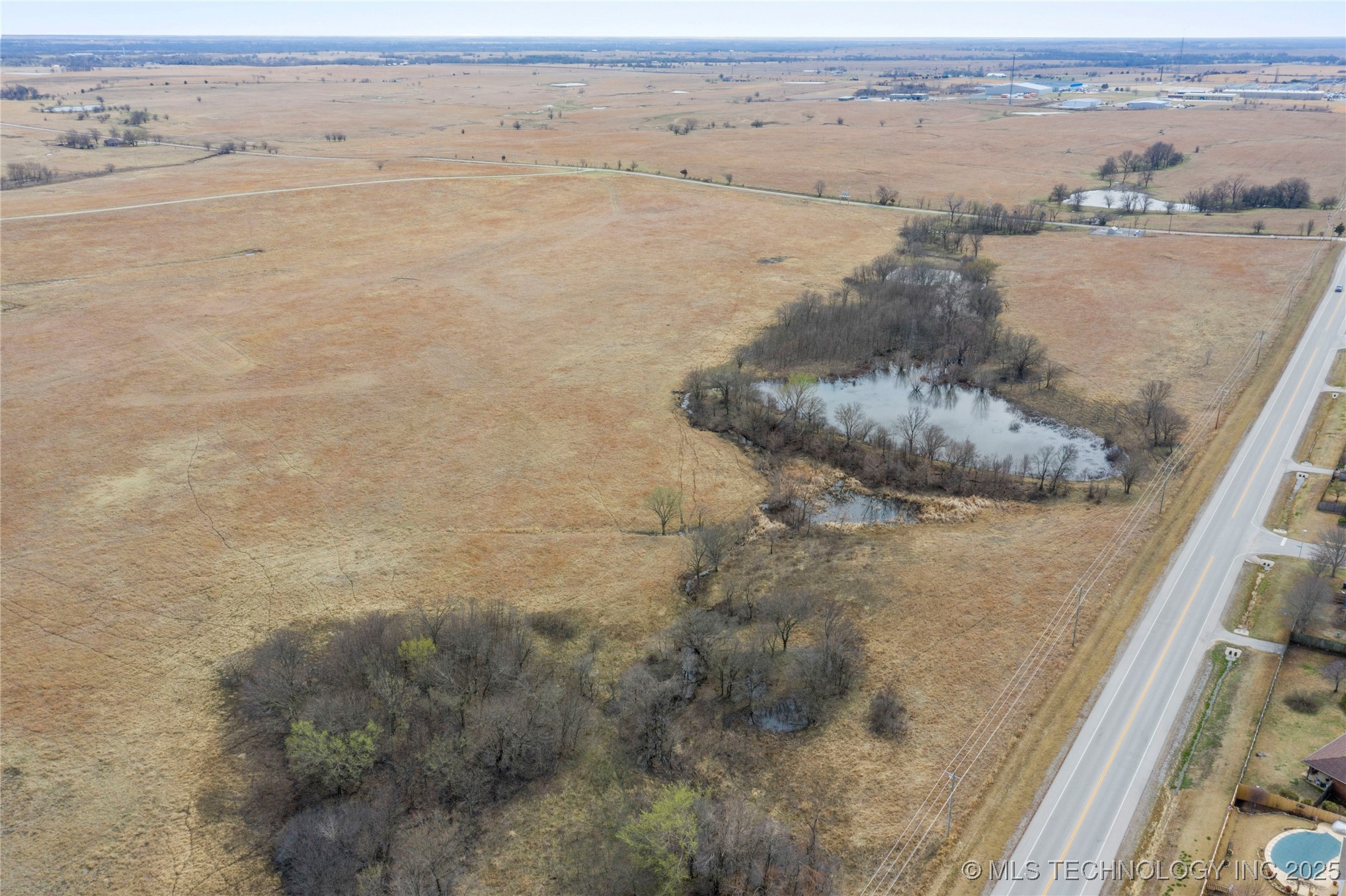 Bison Road Property Photo 15