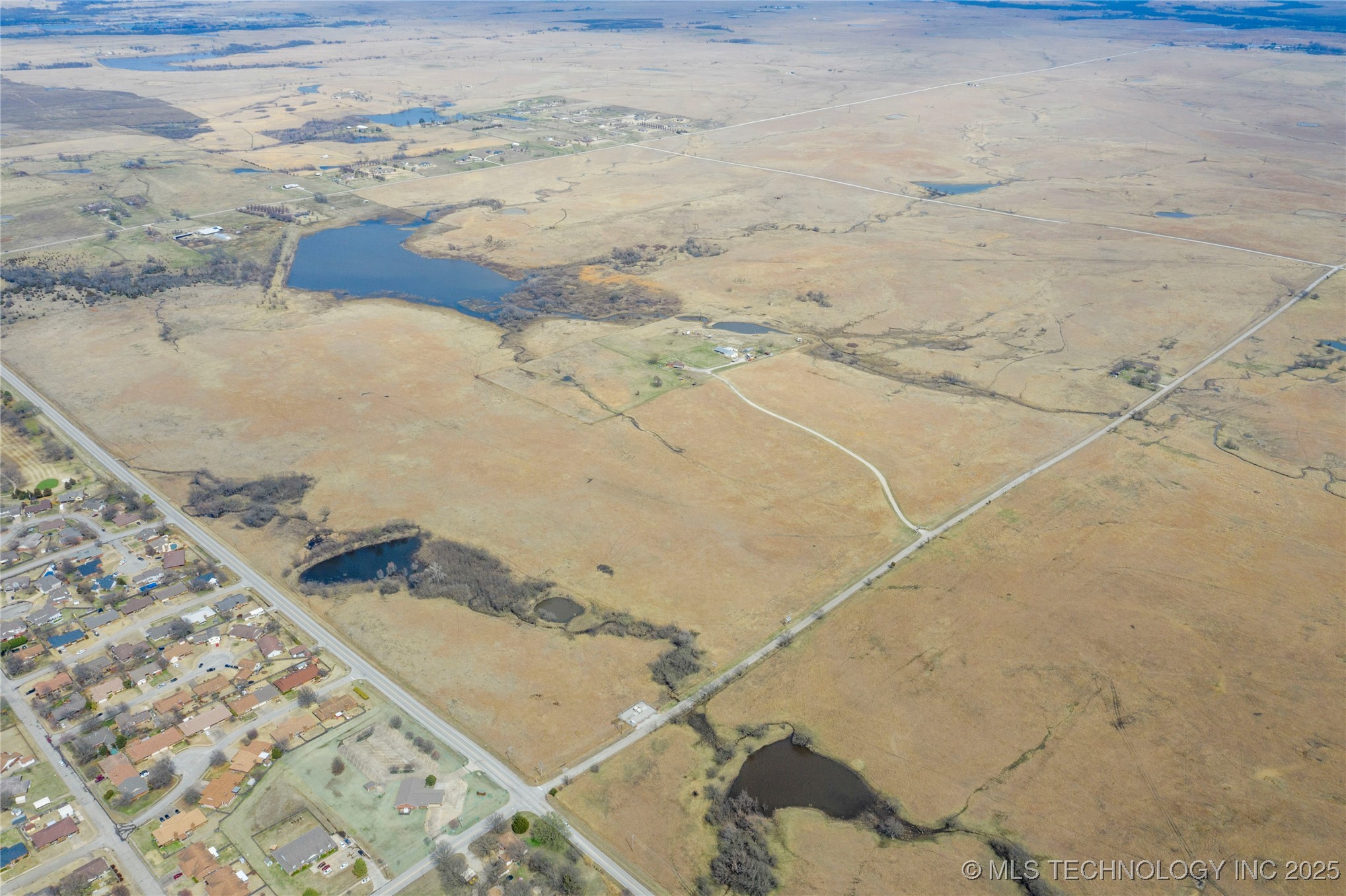 Bison Road Property Photo 17