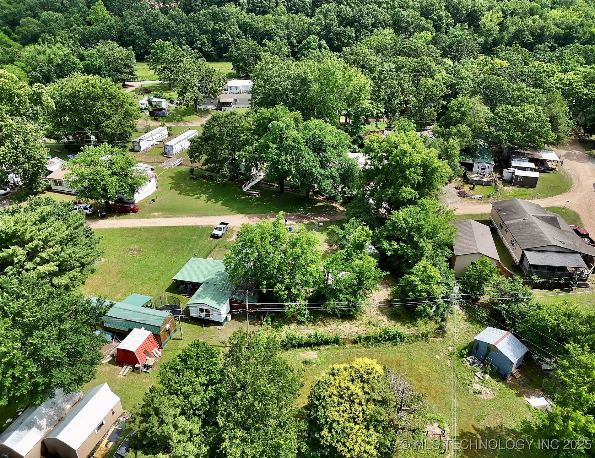 105 Oak Property Photo 10