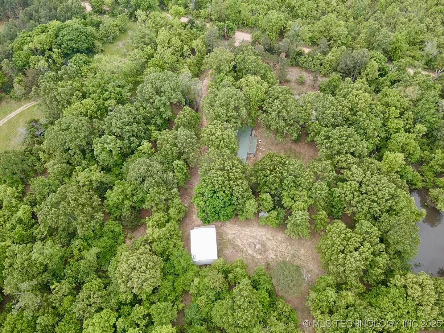 21179 E Standridge Property Photo 2