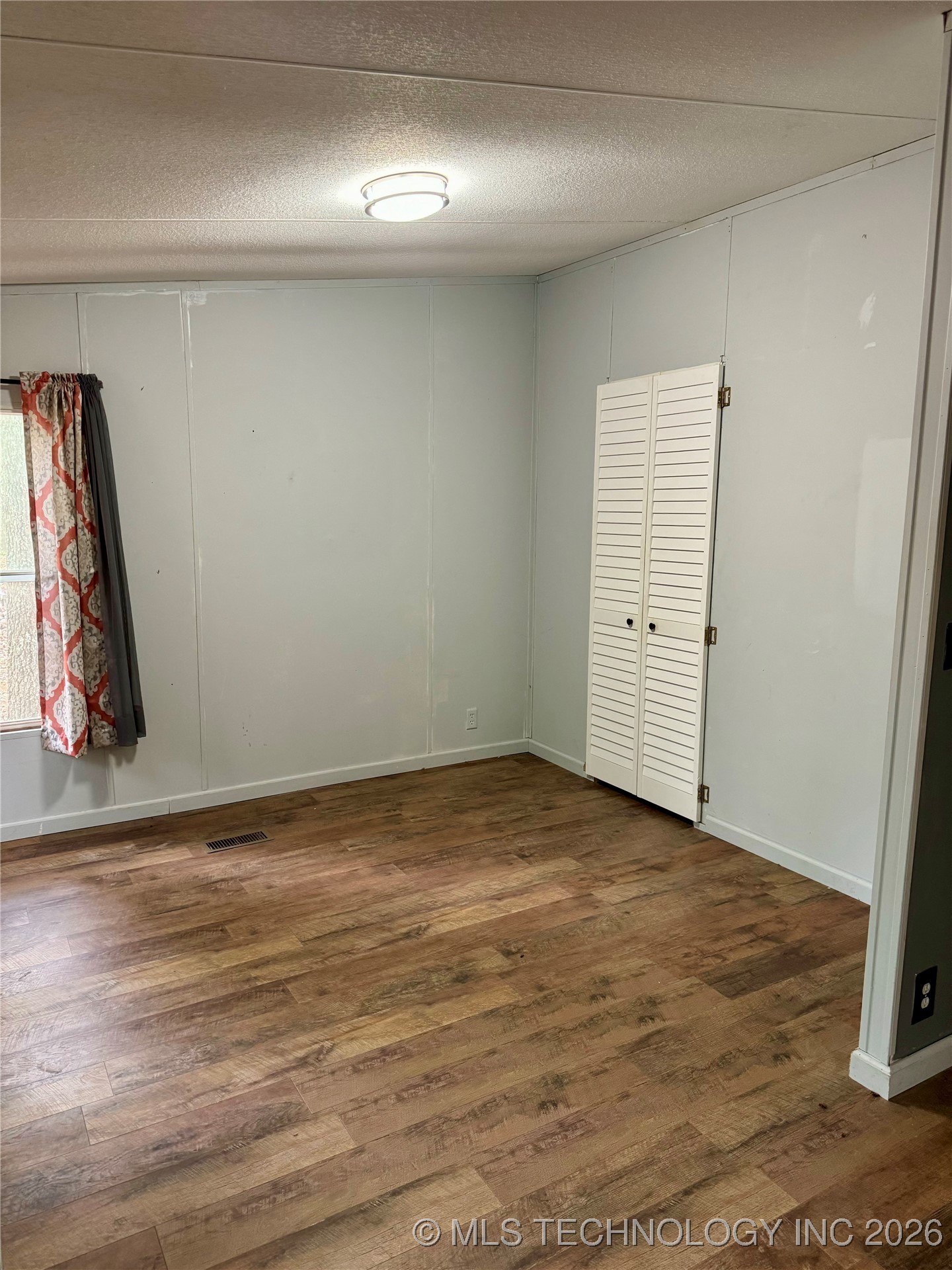 21179 E Standridge Property Photo 13