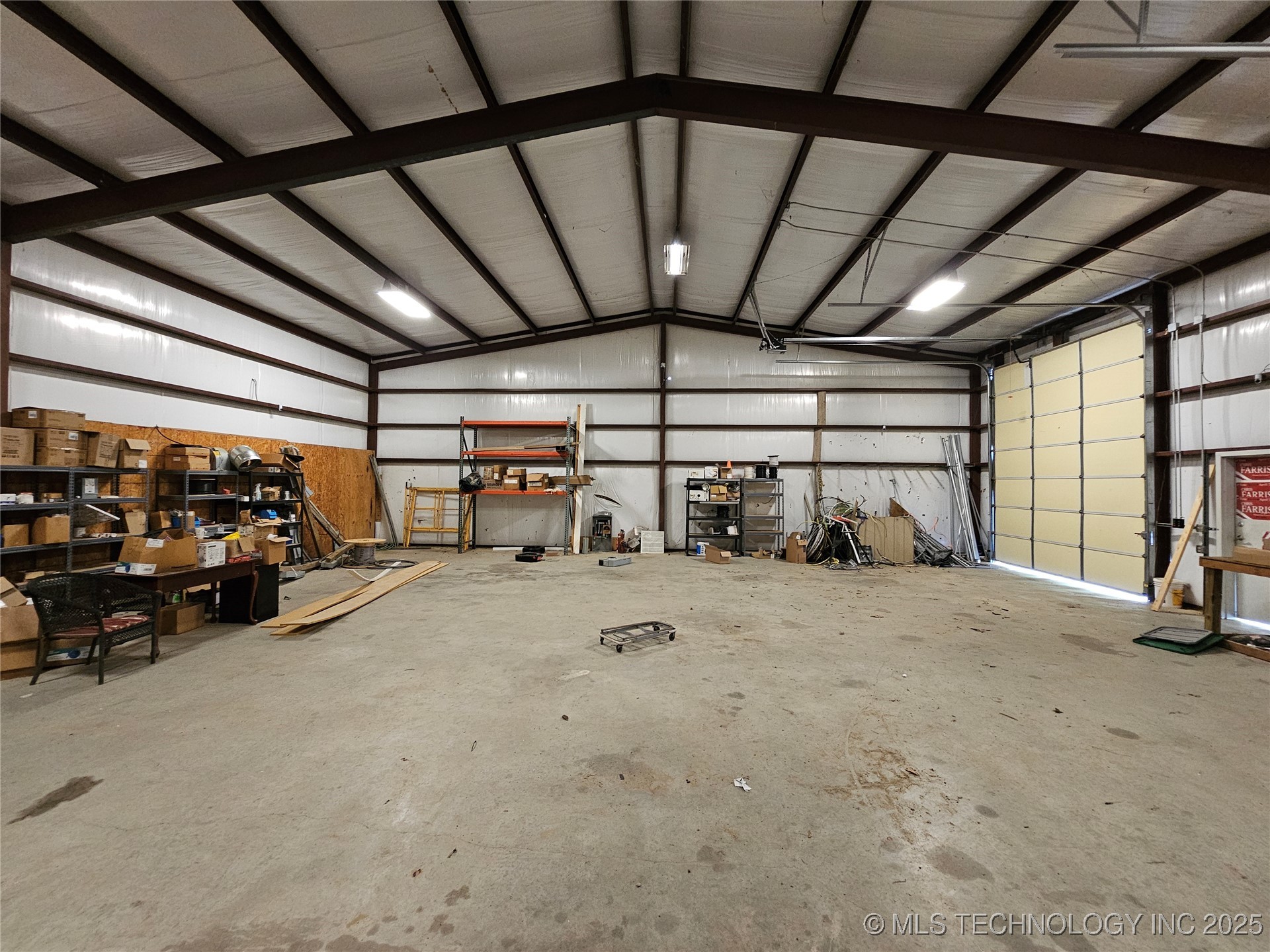 2247 W Mockingbird Property Photo 13