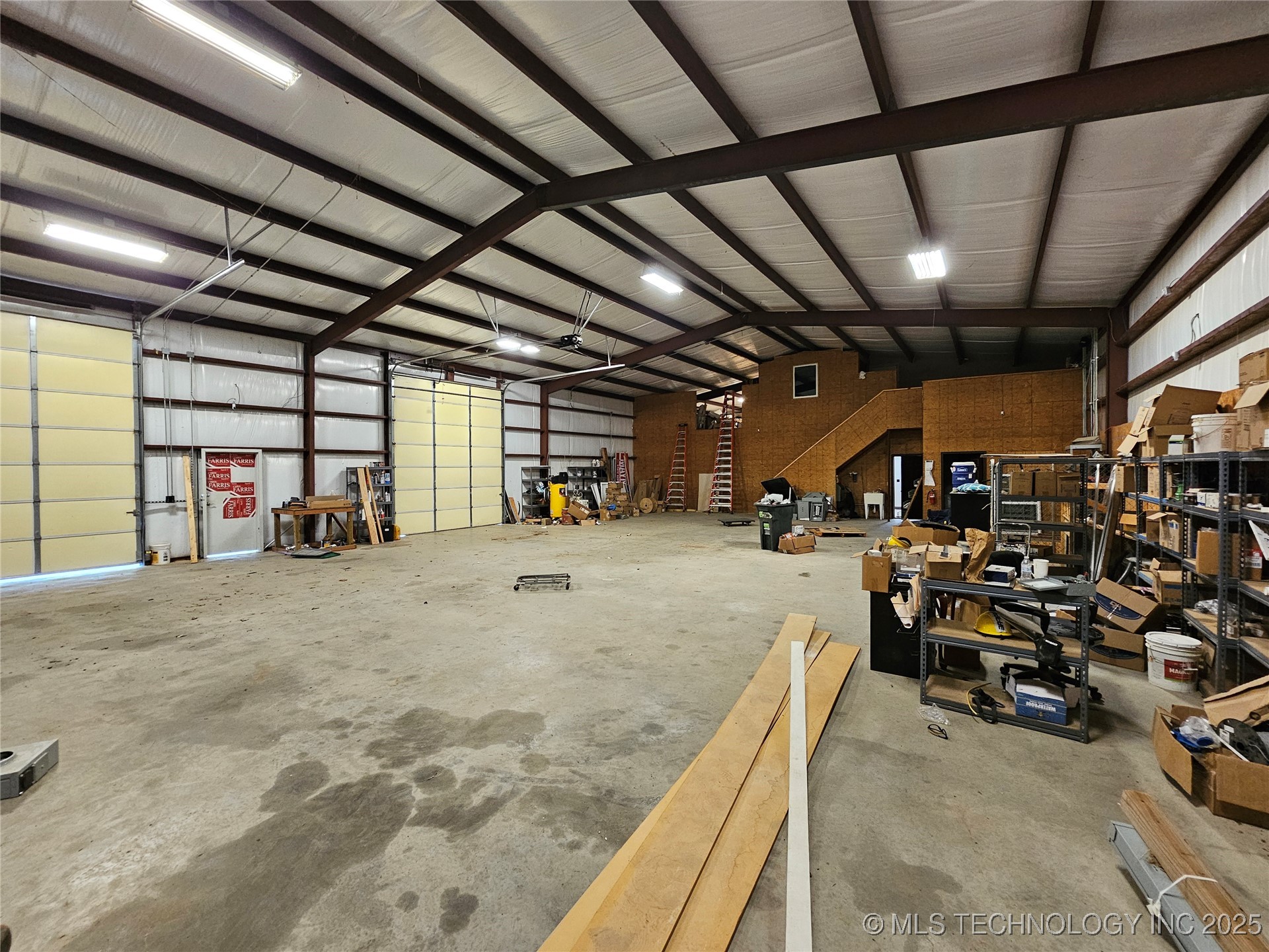 2247 W Mockingbird Property Photo 15