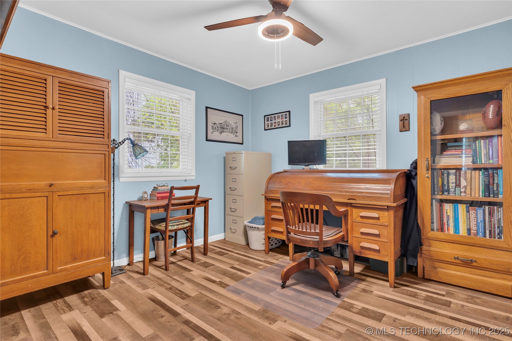 2324 N Plainview Road W Property Photo 14