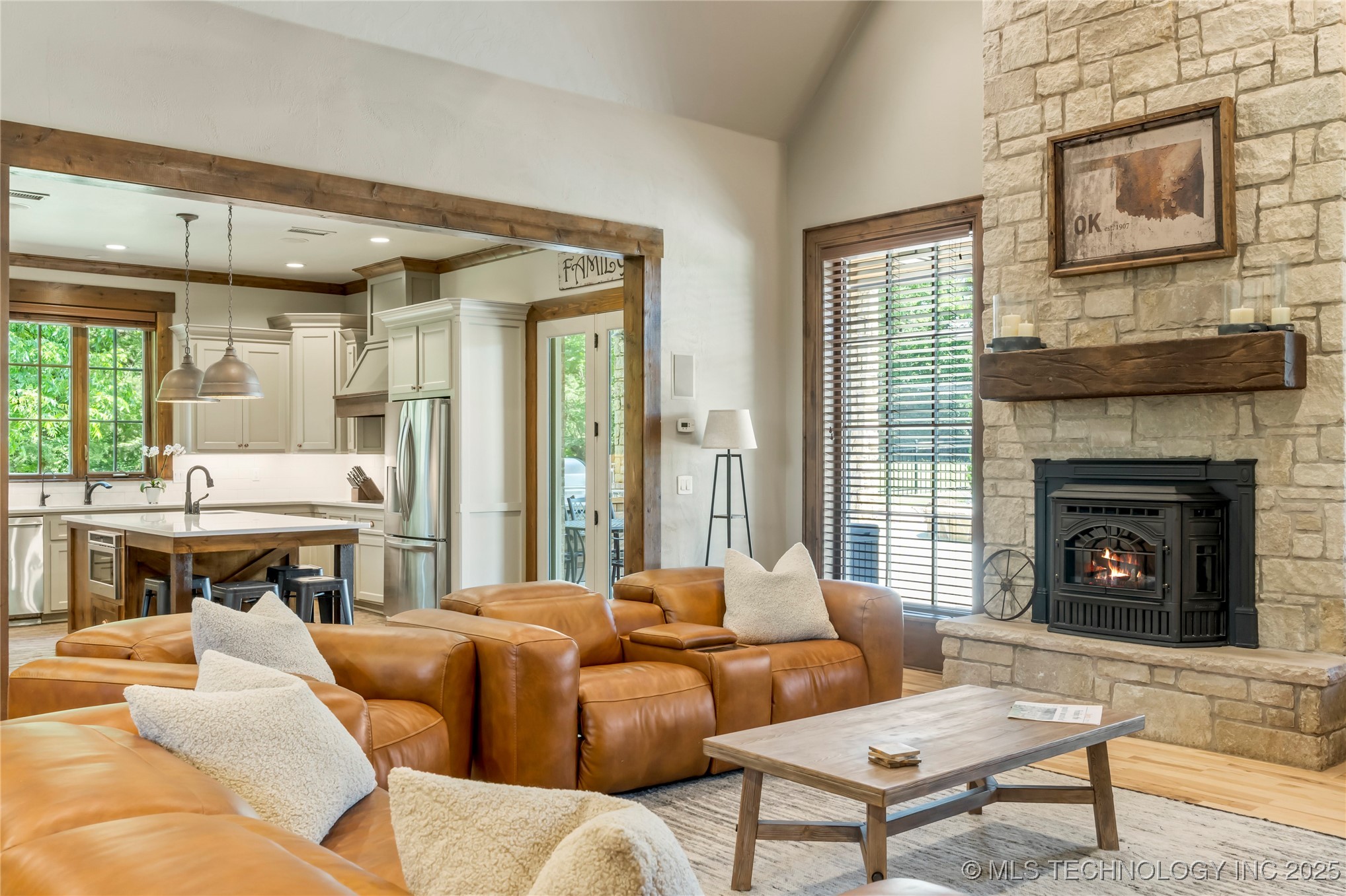 1211 N Cimarron Hill Property Photo 11