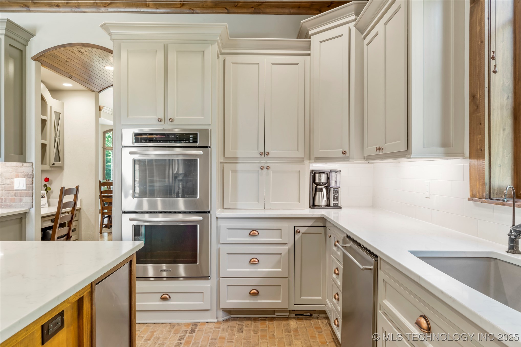 1211 N Cimarron Hill Property Photo 17