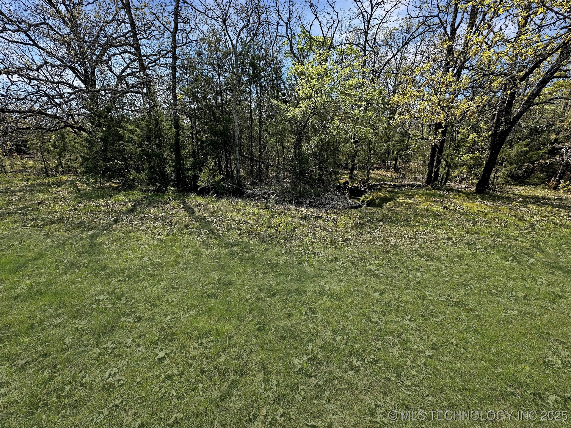 000 E 1620 Road Property Photo 4