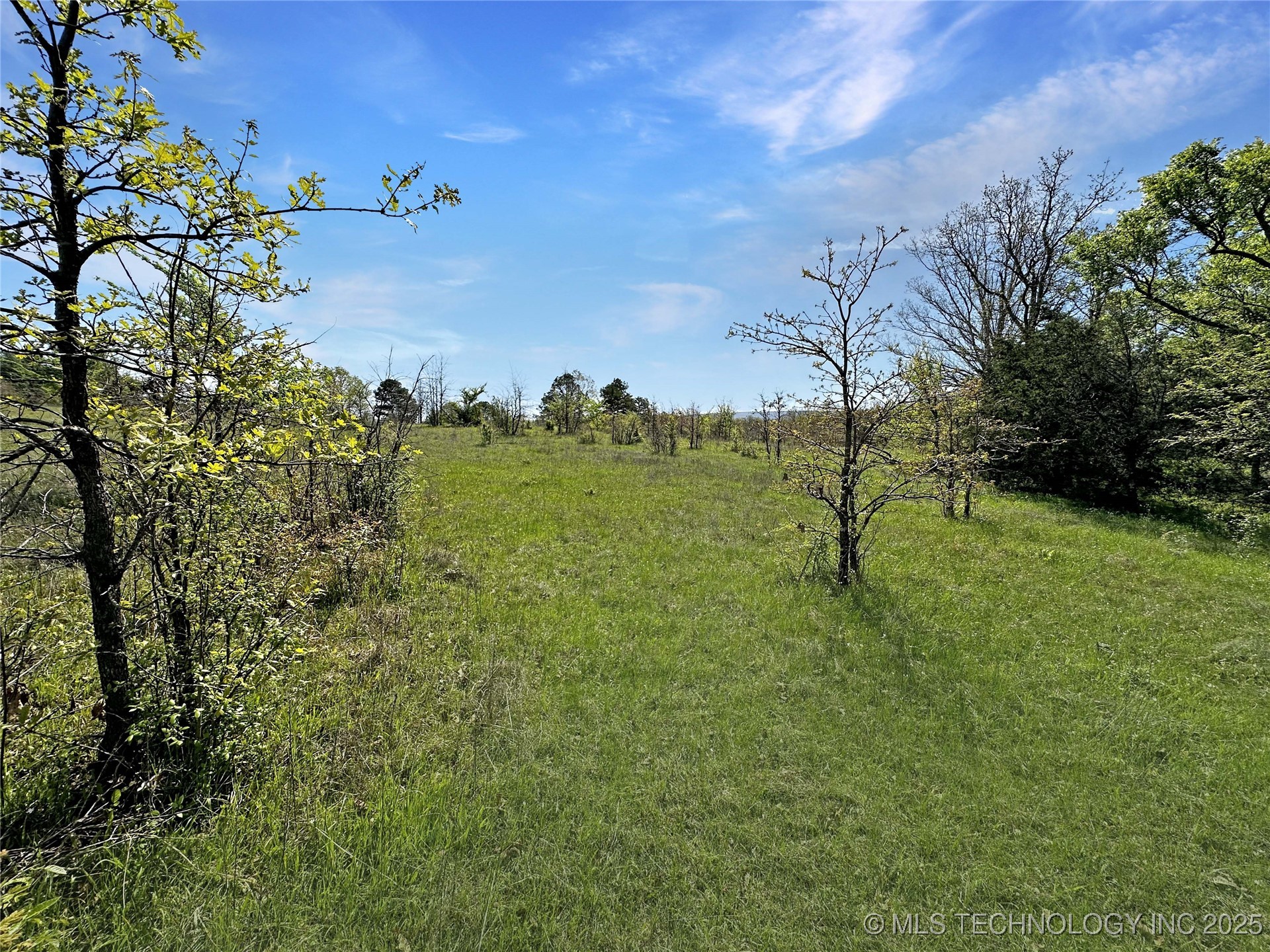 000 E 1620 Road Property Photo 9