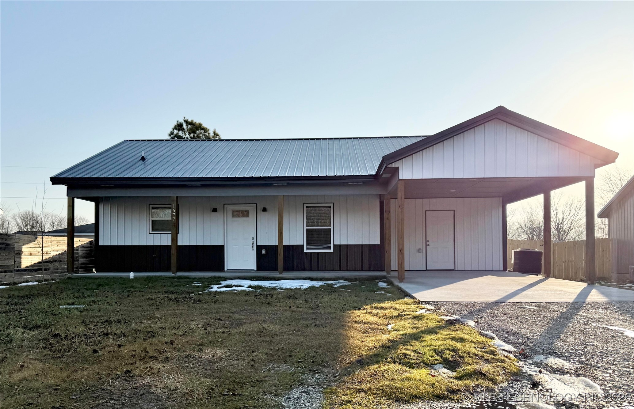 1677 S 1st Street Property Photo 1