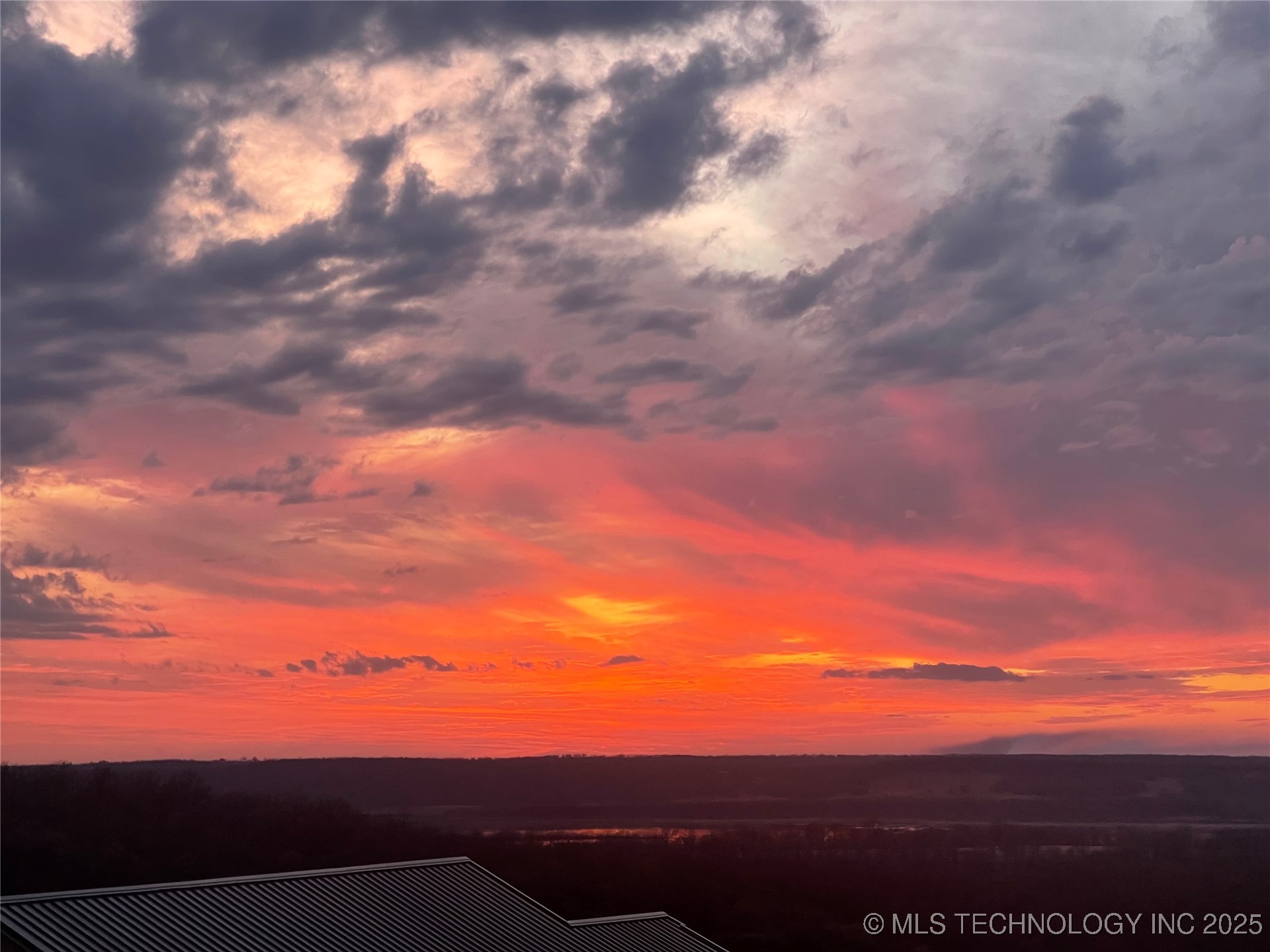 33 Catalina Boulevard Property Photo 4