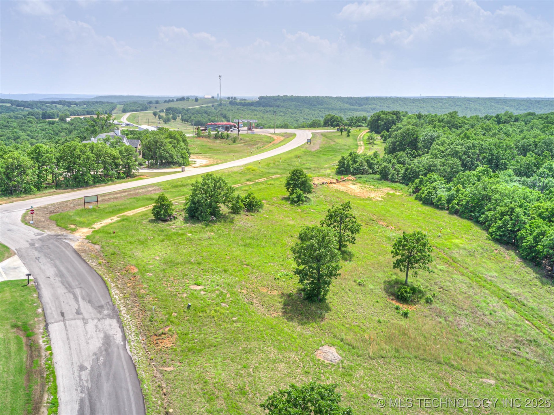 33 Catalina Boulevard Property Photo 7