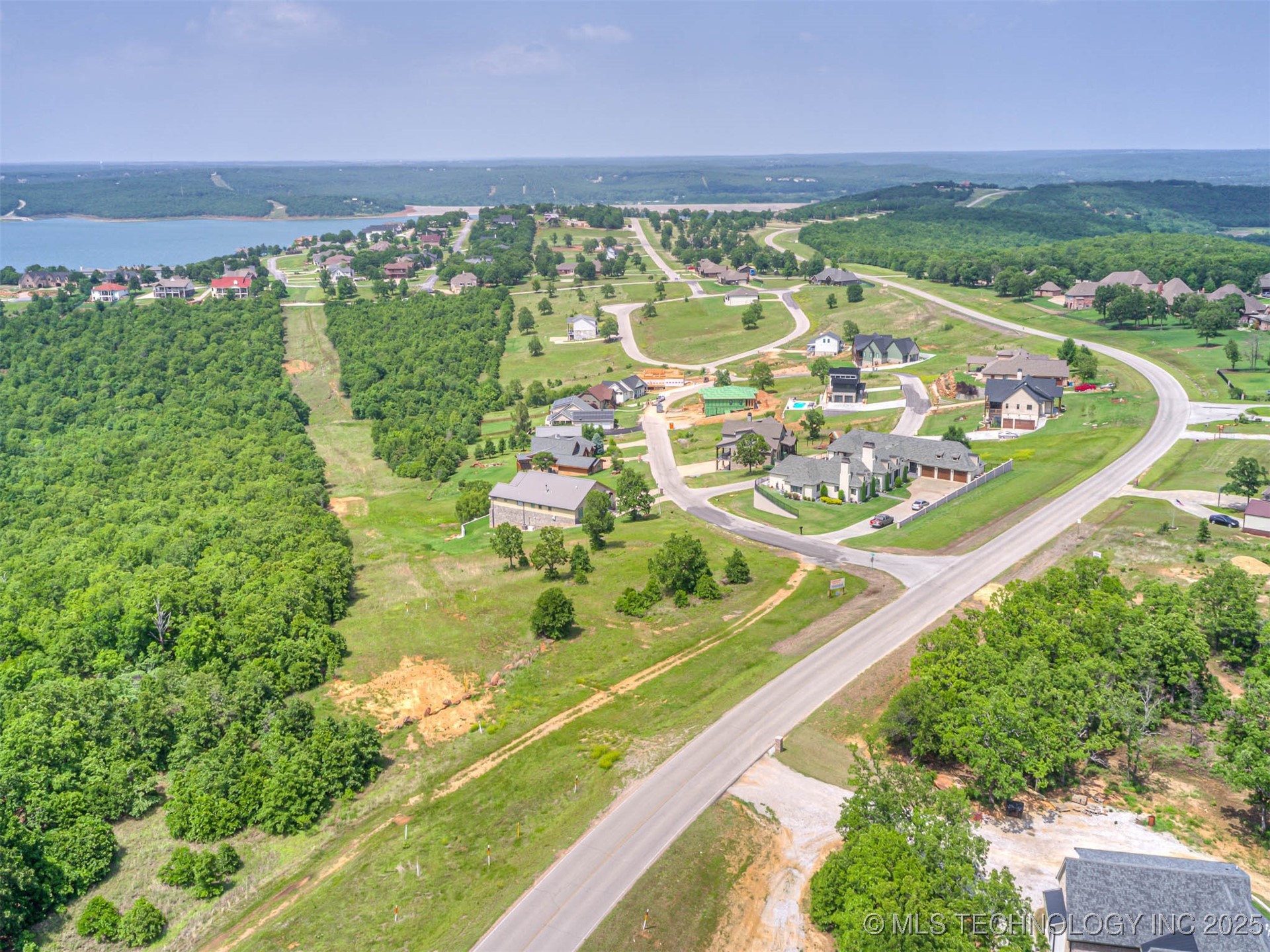 33 Catalina Boulevard Property Photo 17