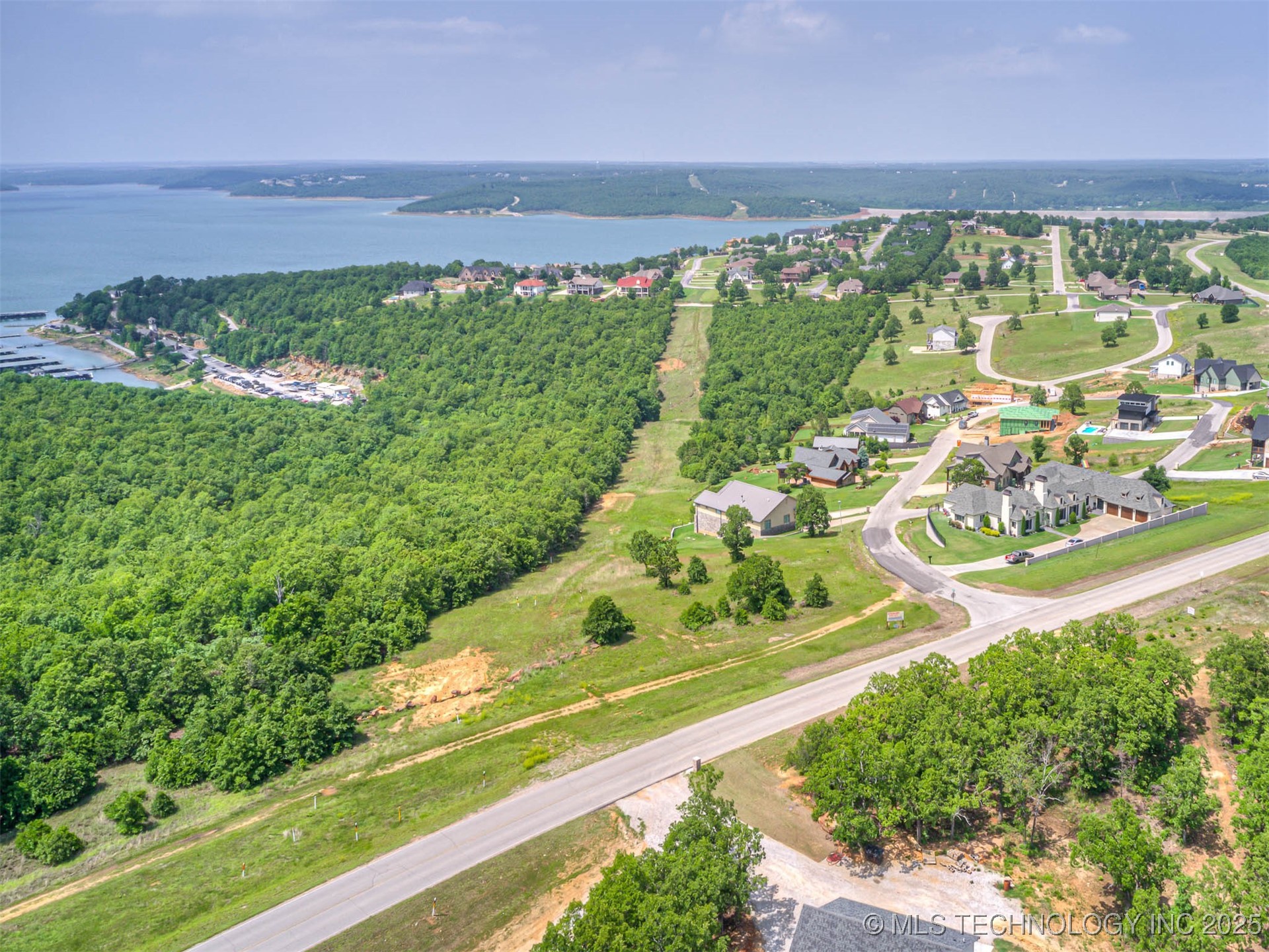 33 Catalina Boulevard Property Photo 19