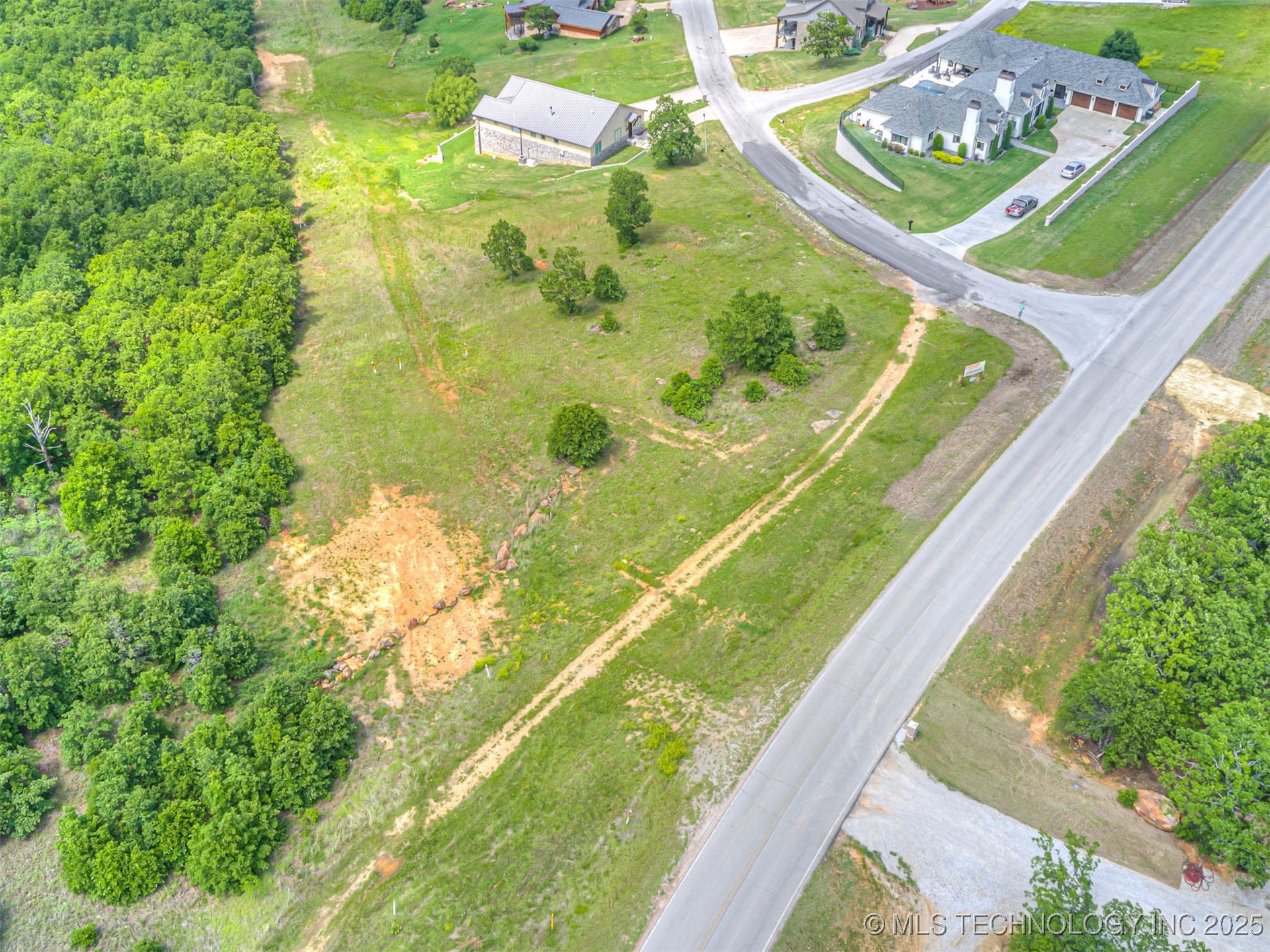 33 Catalina Boulevard Property Photo 28