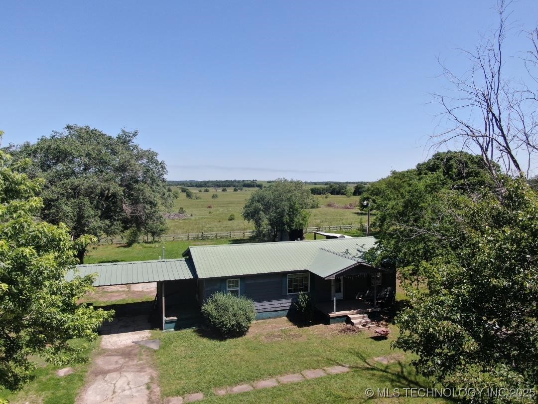 824 W Houston Street Property Photo 1