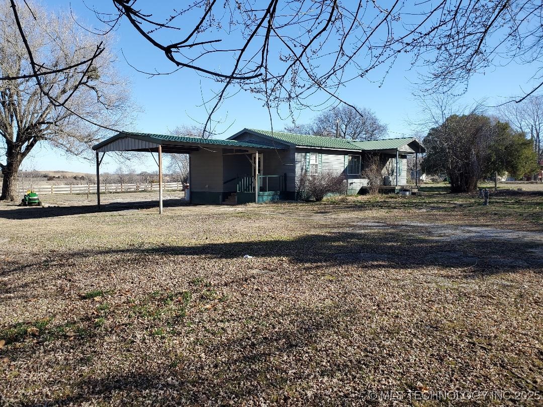 824 W Houston Street Property Photo 2