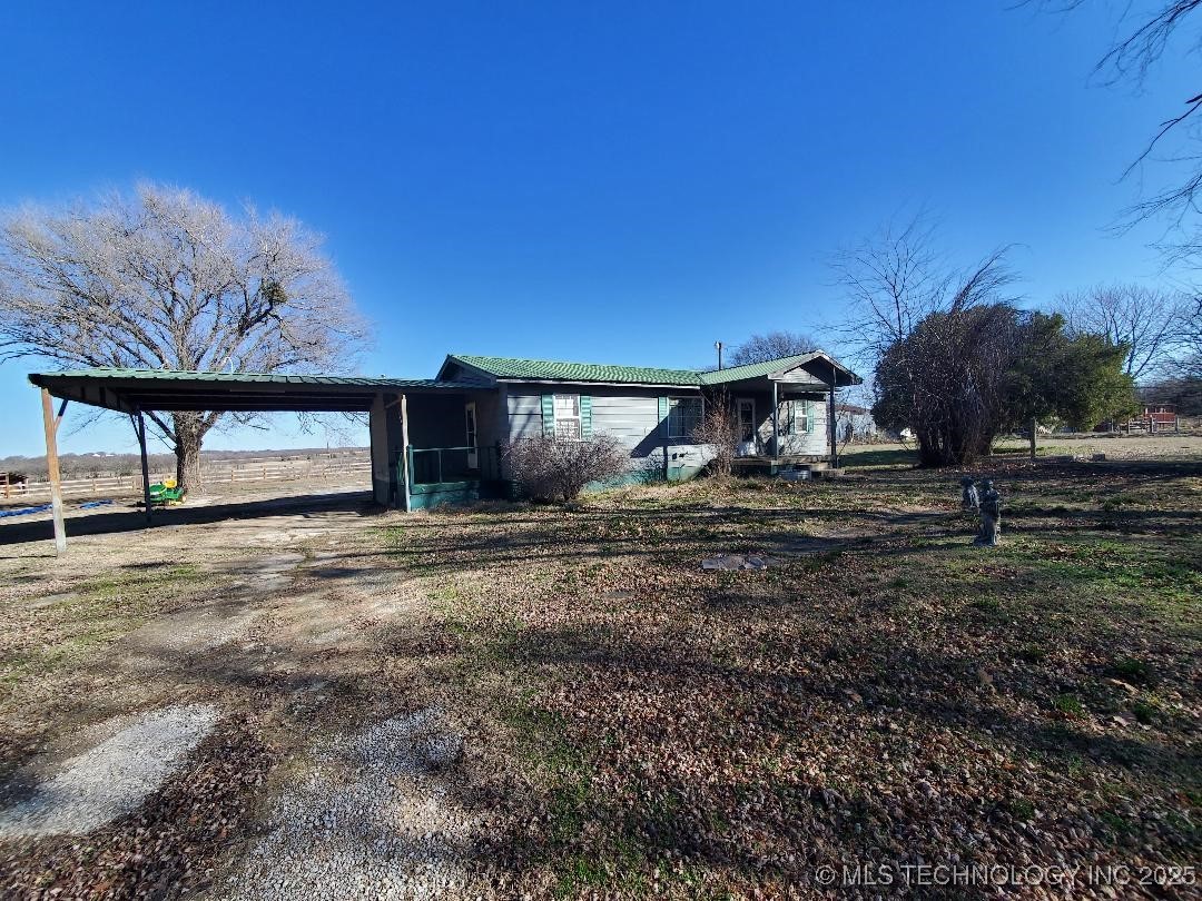 824 W Houston Street Property Photo 4
