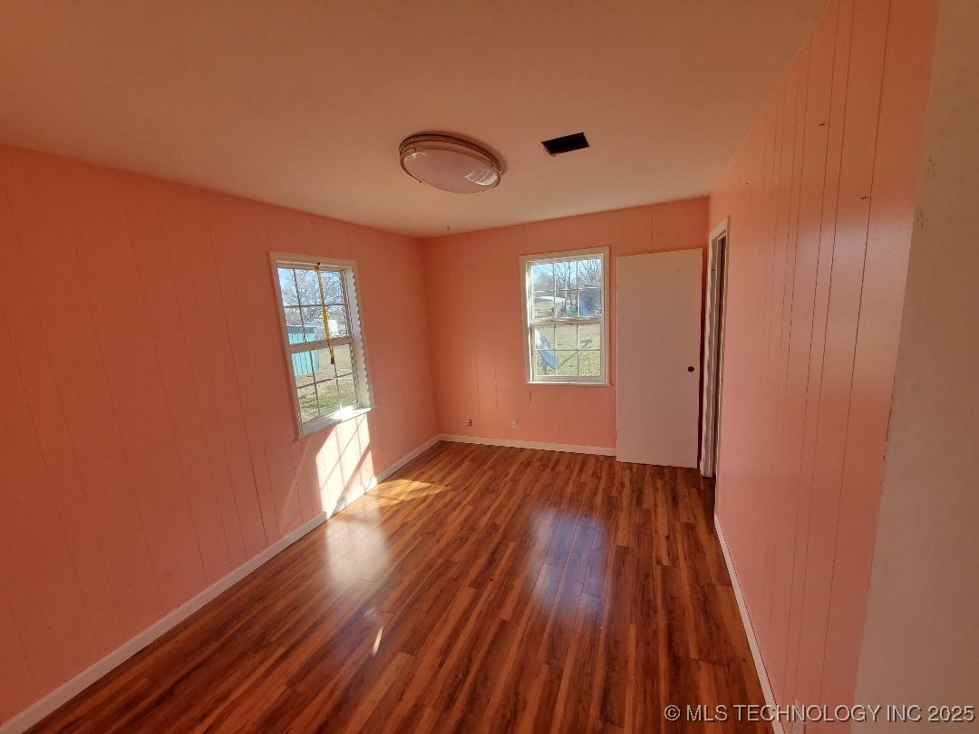 824 W Houston Street Property Photo 24