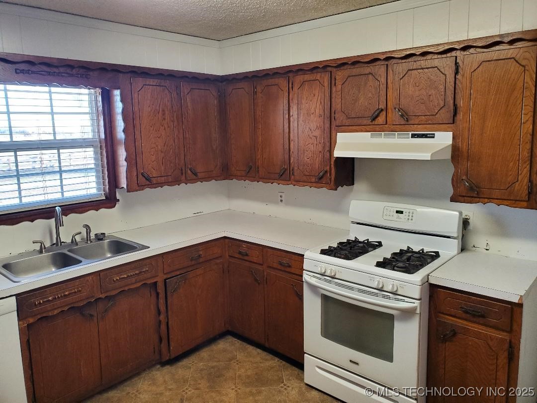 824 W Houston Street Property Photo 27