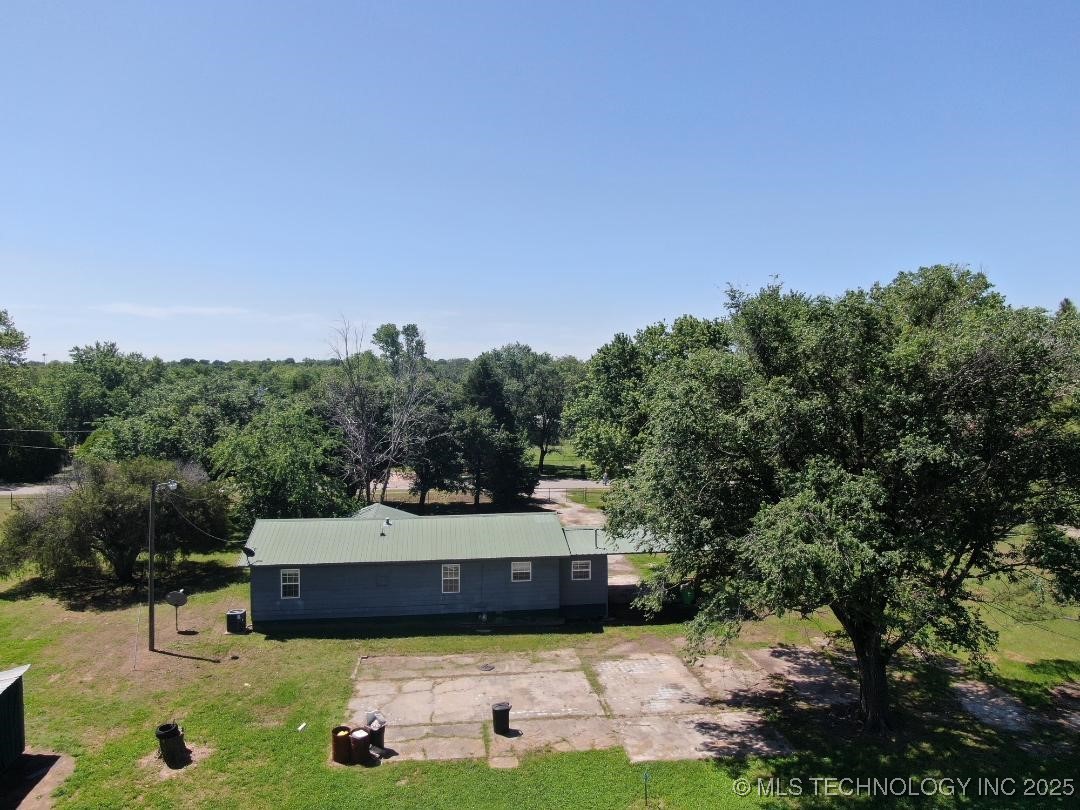 824 W Houston Street Property Photo 37