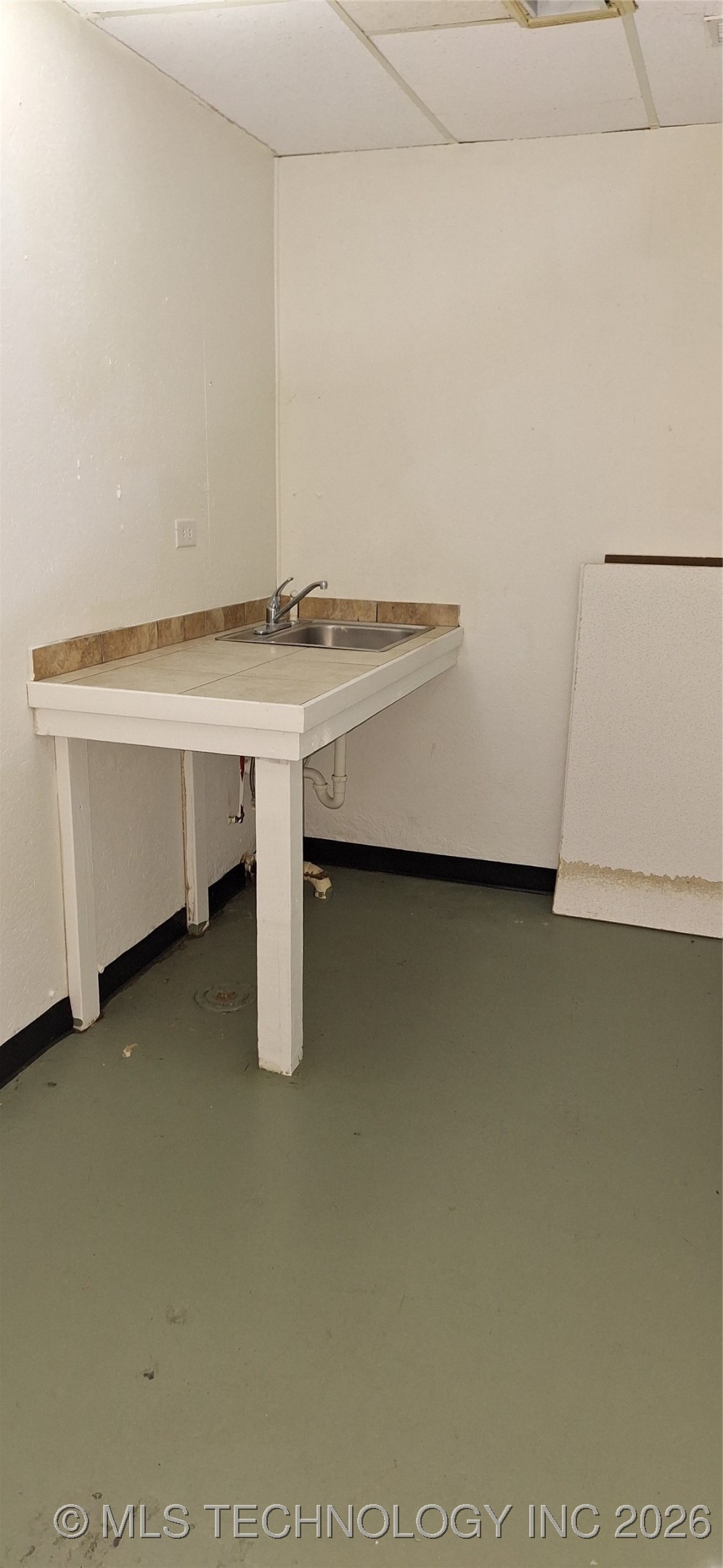 520 E Don Tyler Avenue Property Photo 13