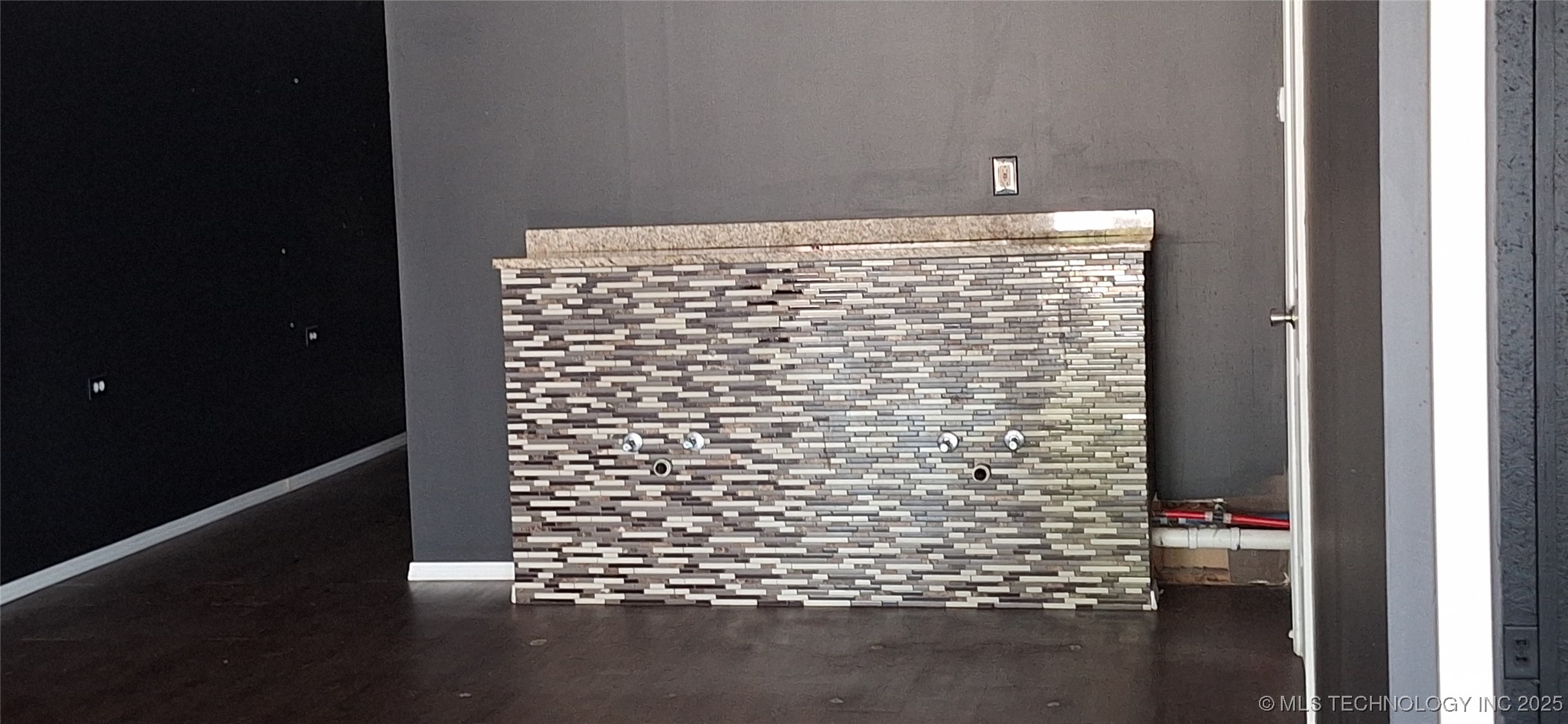 520 E Don Tyler Avenue Property Photo 16