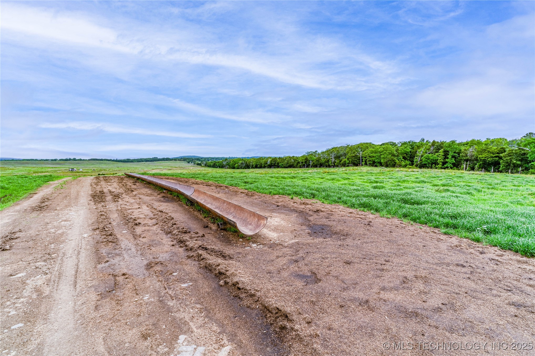 2518559 Property Photo 20