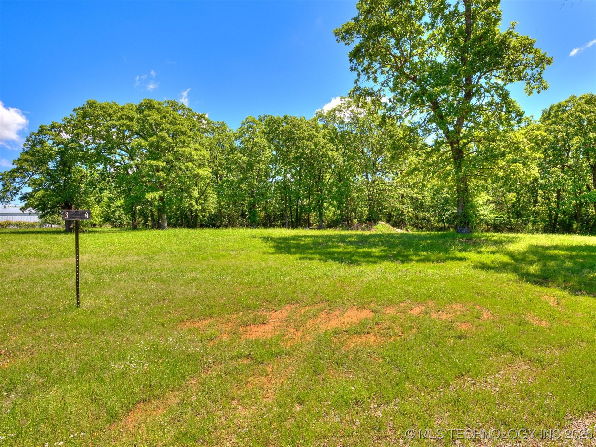 4 E 1200 Property Photo 3