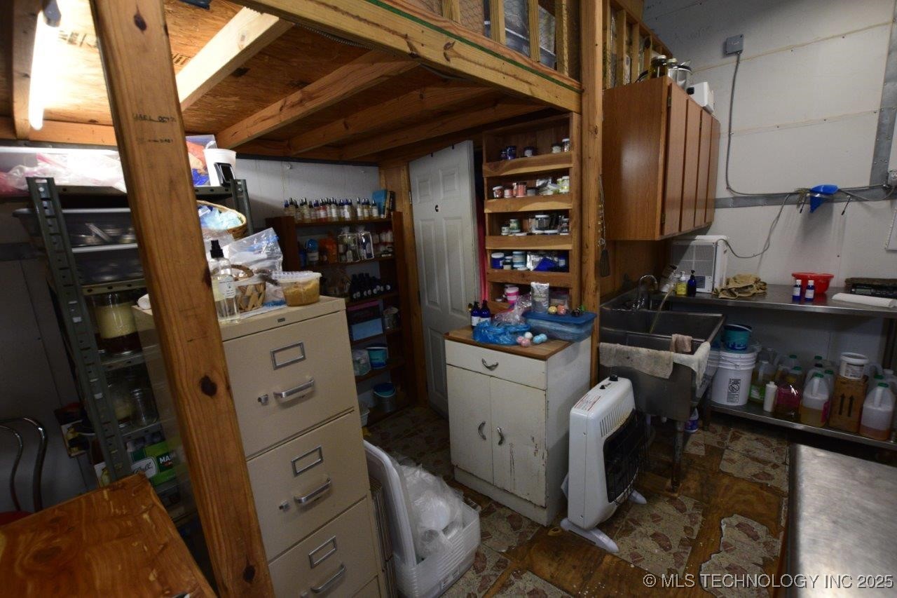 460925 E 1146 Road Property Photo 66