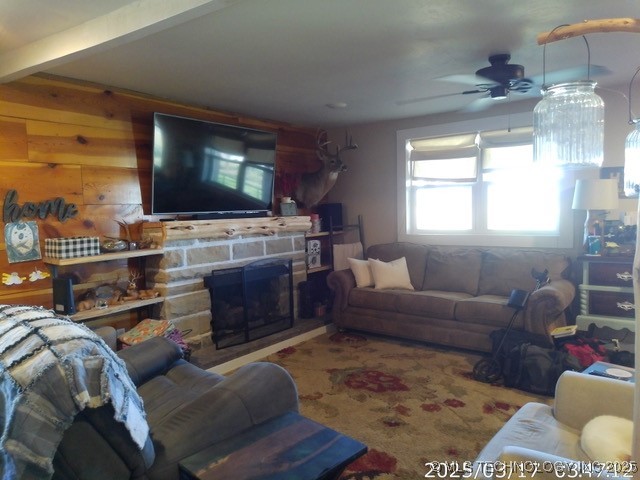 443 Bowman Property Photo 2
