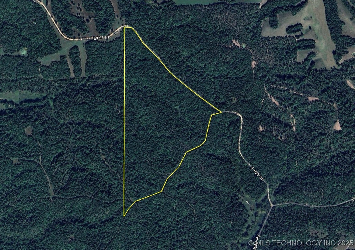 467000 E 595 Road Property Photo 1