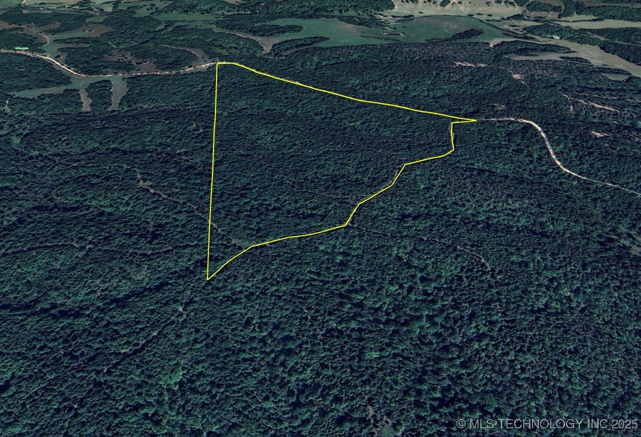 467000 E 595 Road Property Photo 3