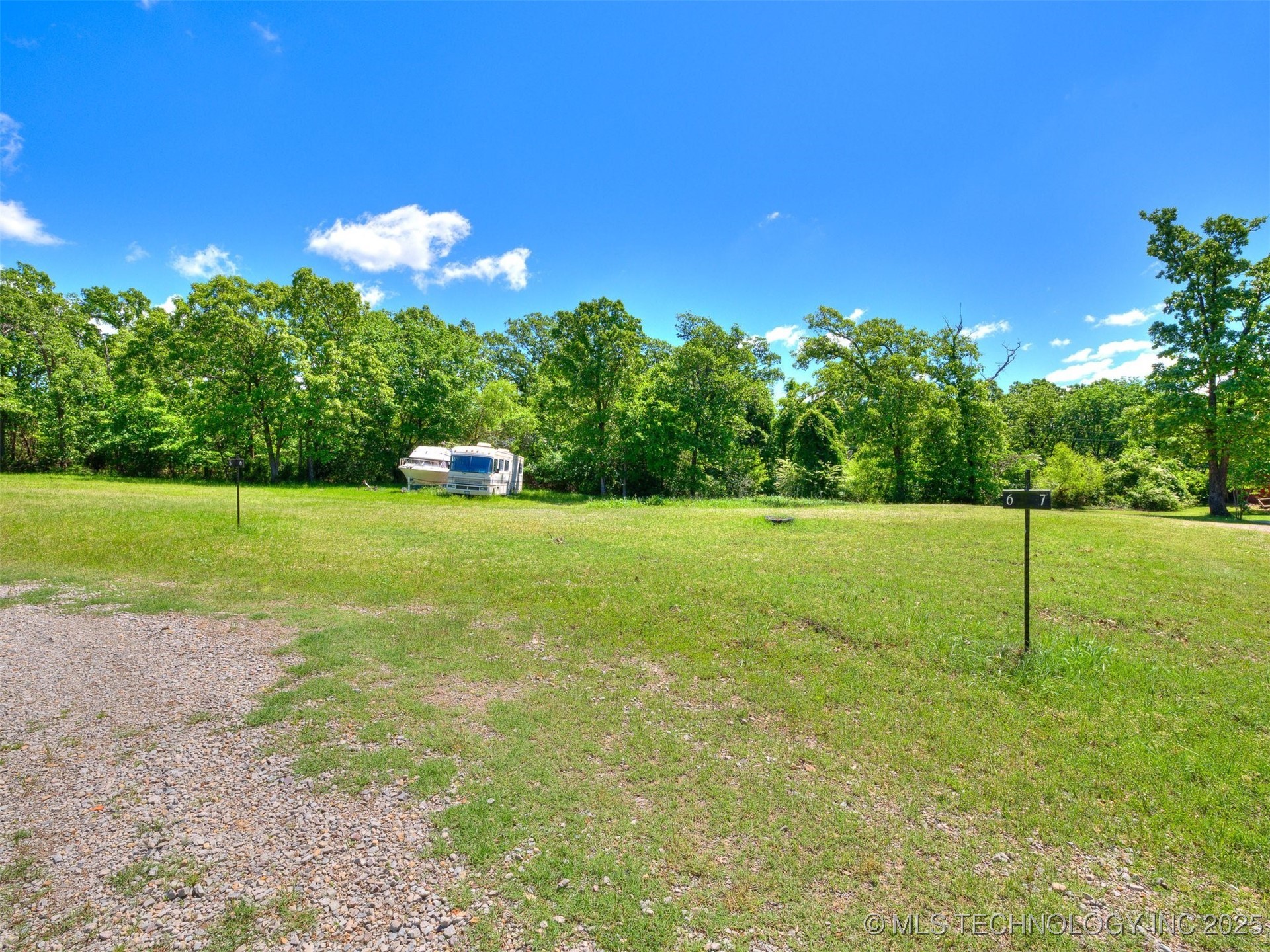 6 E 1200 Property Photo 4