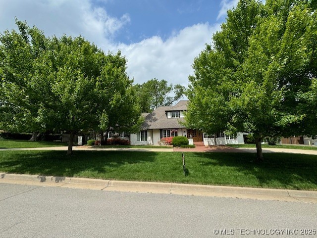 3421 E 62nd Street Property Photo 2