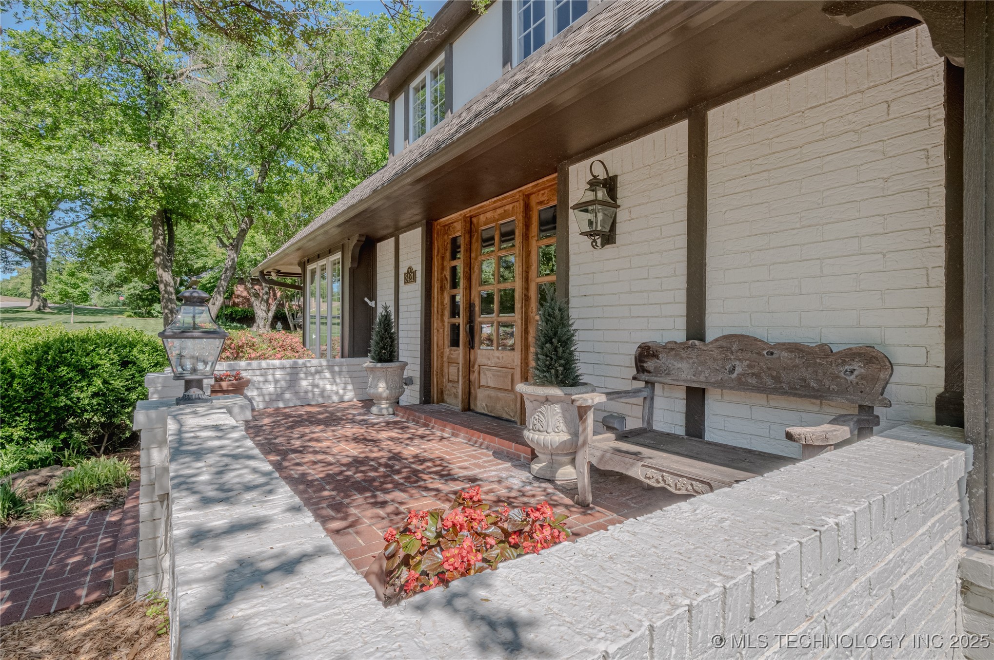 3421 E 62nd Street Property Photo 6