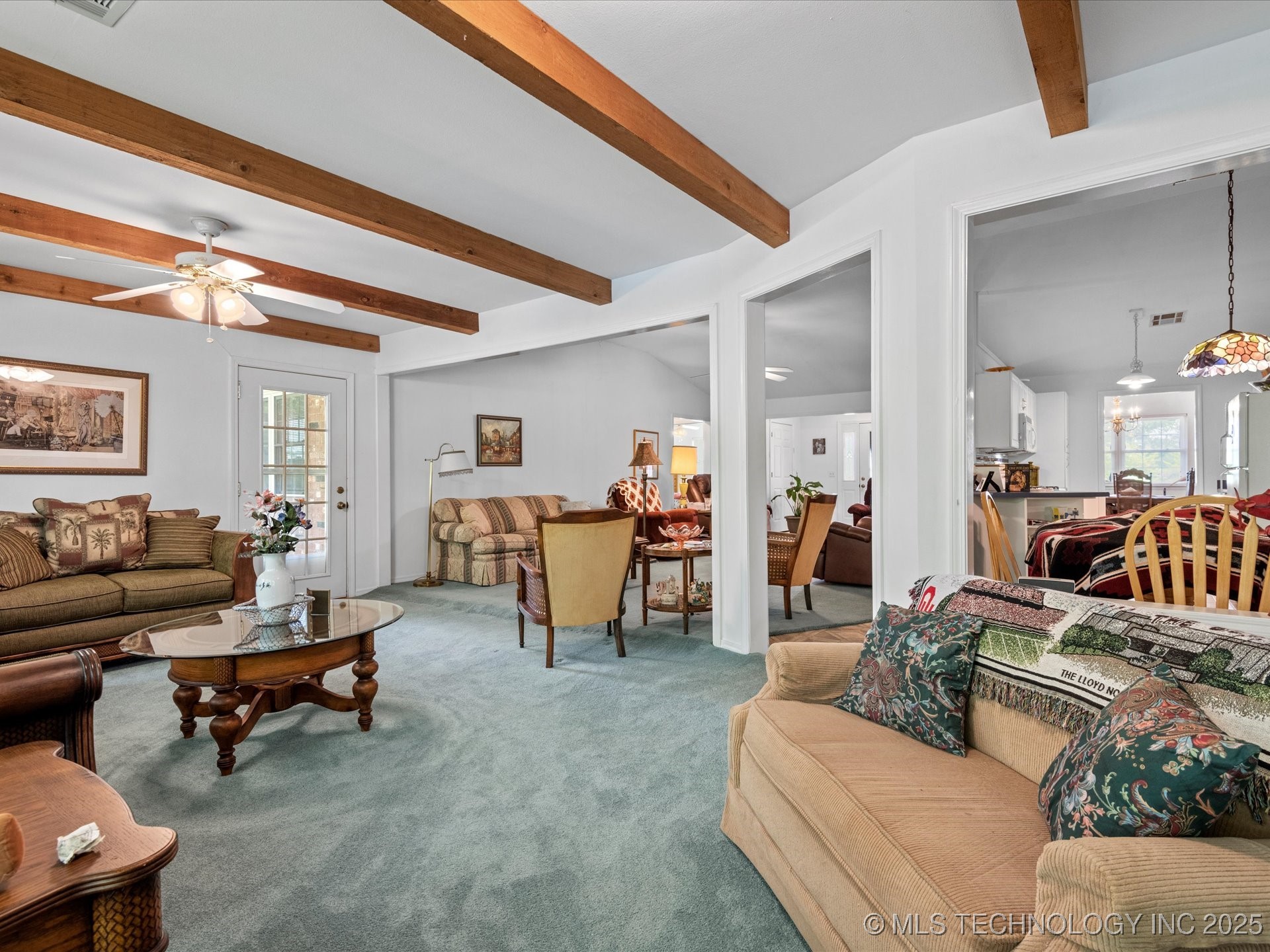 300 Keeler Street Property Photo 9