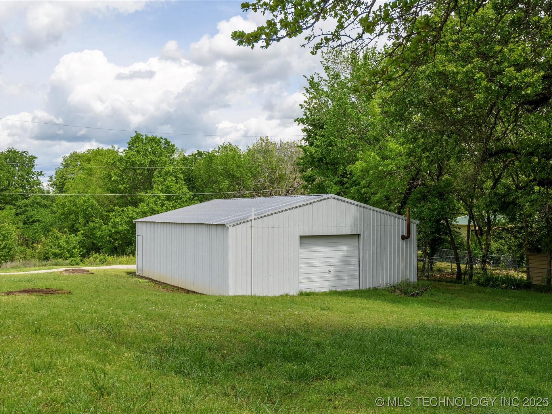 300 Keeler Street Property Photo 38