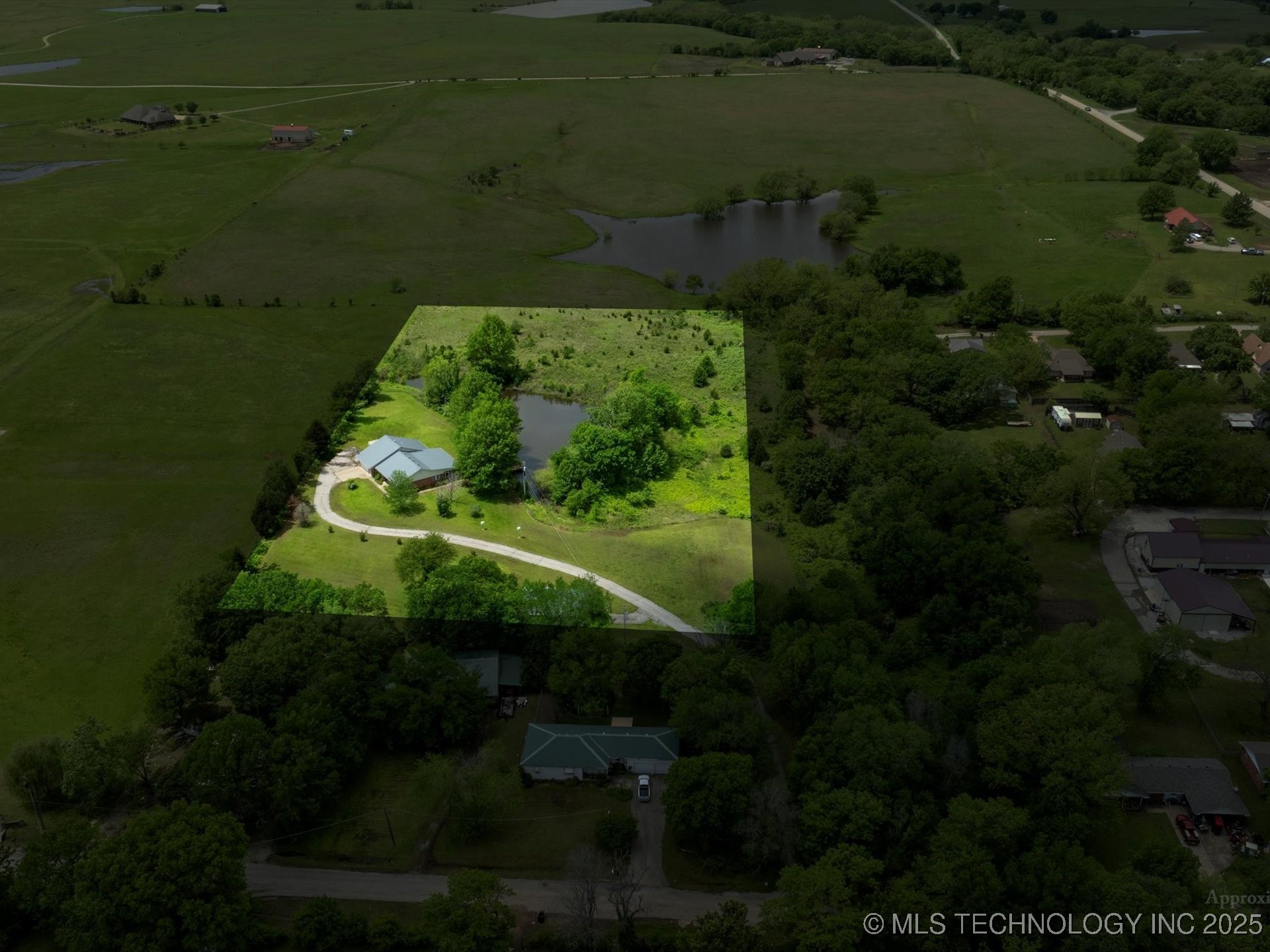 300 Keeler Street Property Photo 42