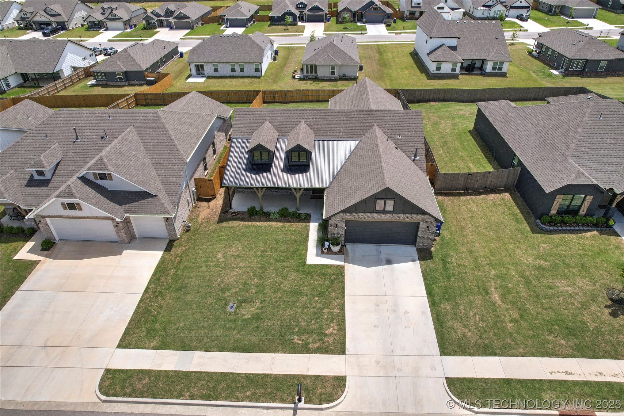 7412 E 89th Place N Property Photo 37