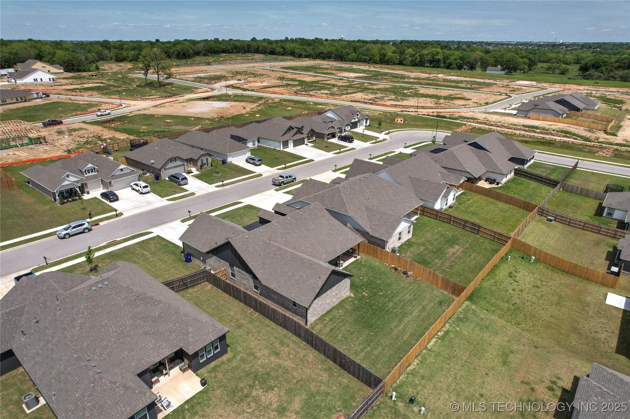 7412 E 89th Place N Property Photo 40