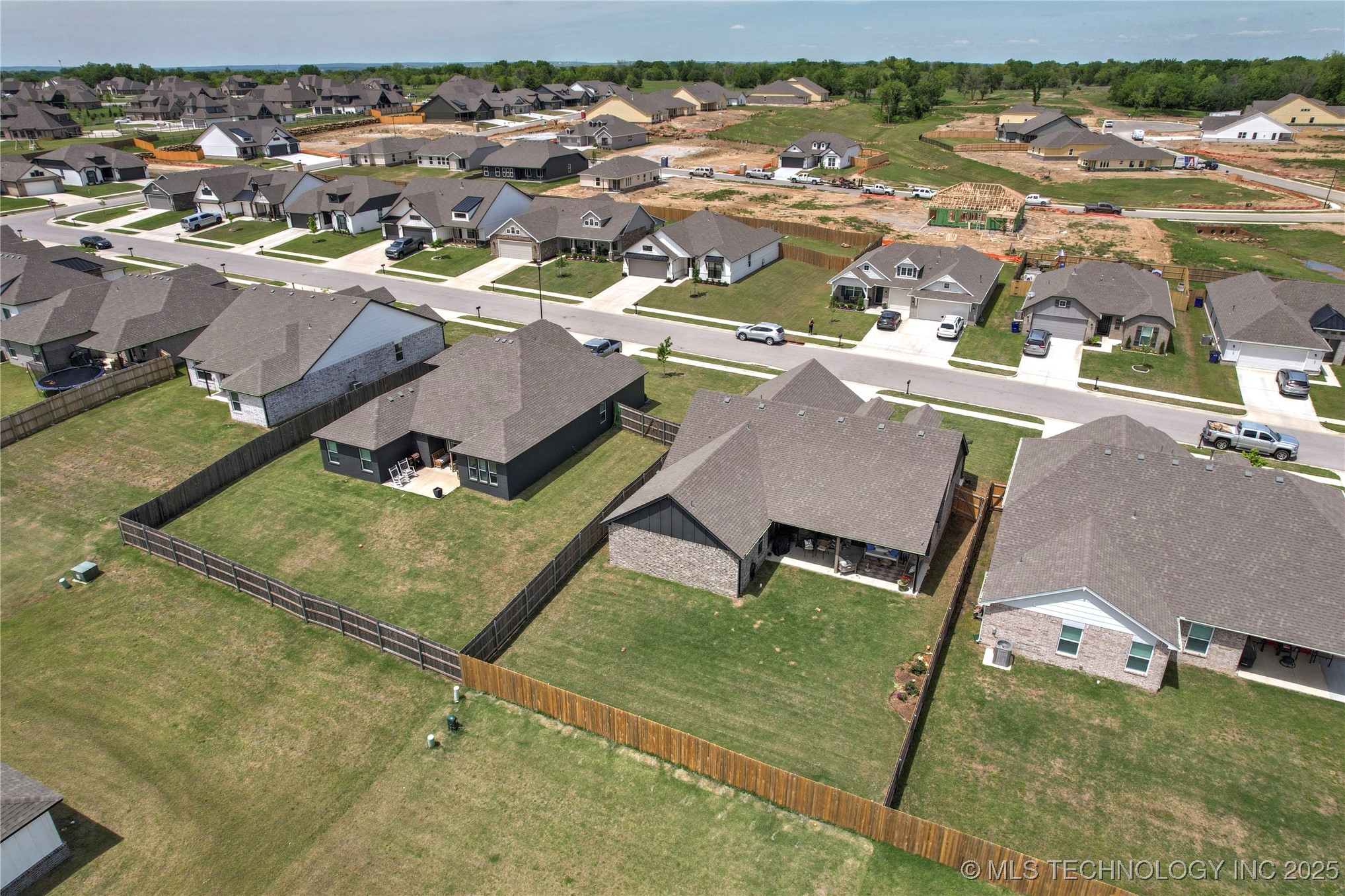 7412 E 89th Place N Property Photo 41