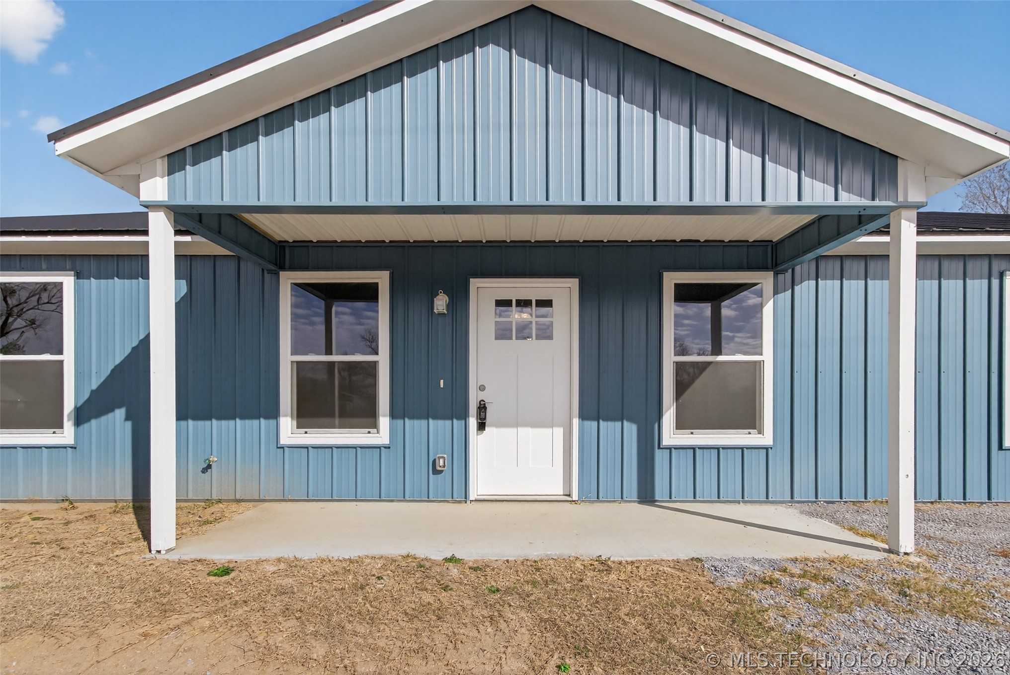 112 E Loy Avenue Property Photo 4