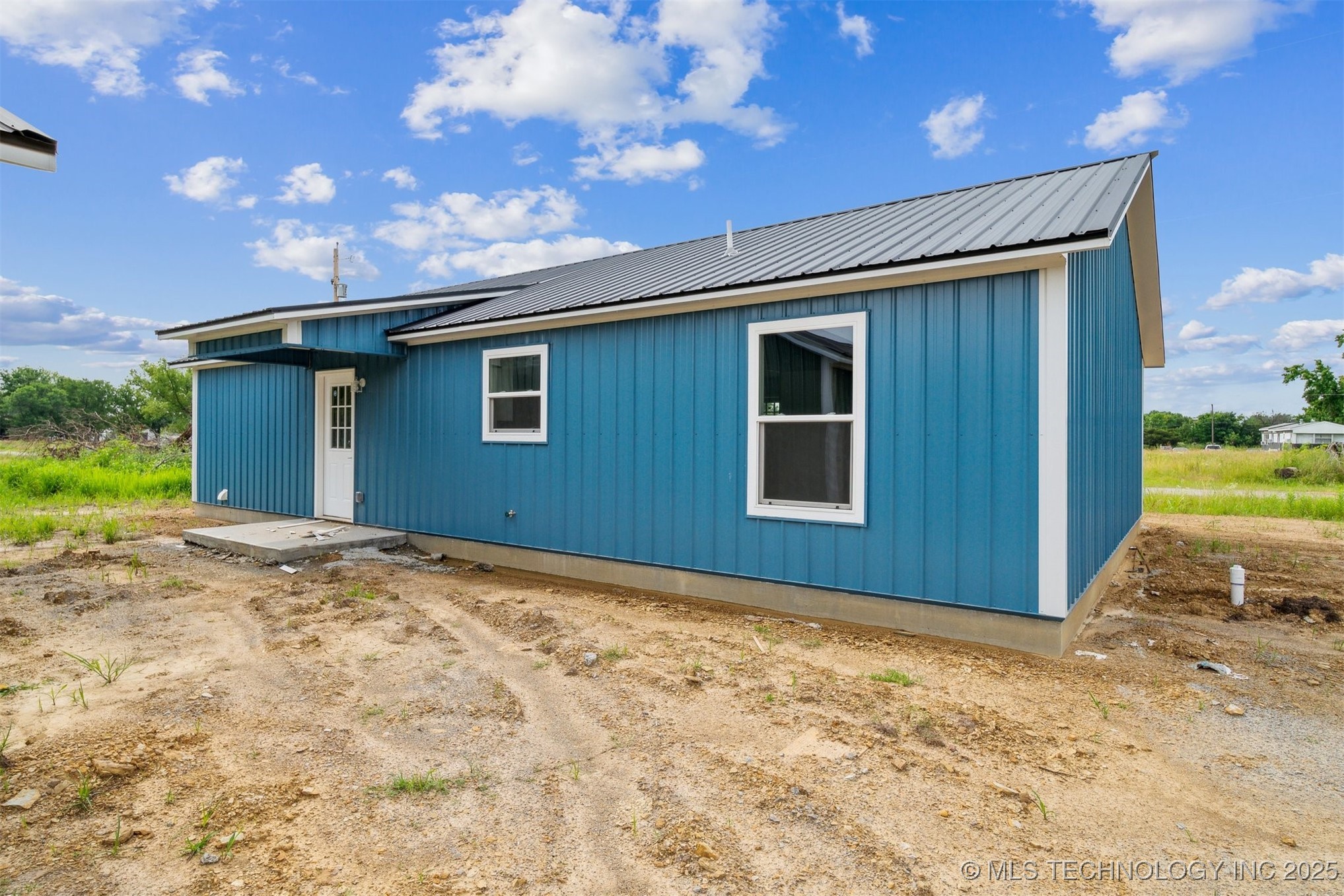 112 E Loy Avenue Property Photo 19